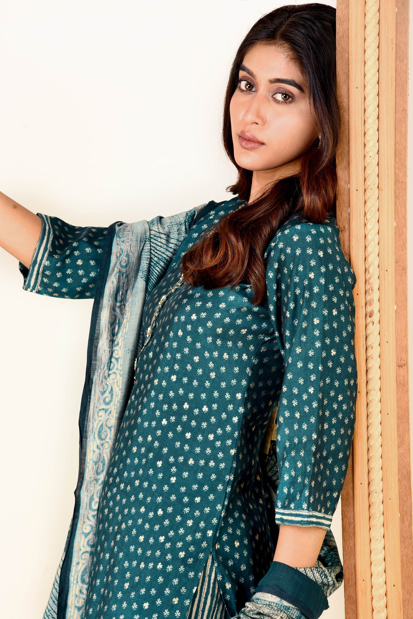 Rama Green Satin Printed Straight Fit Kurta 