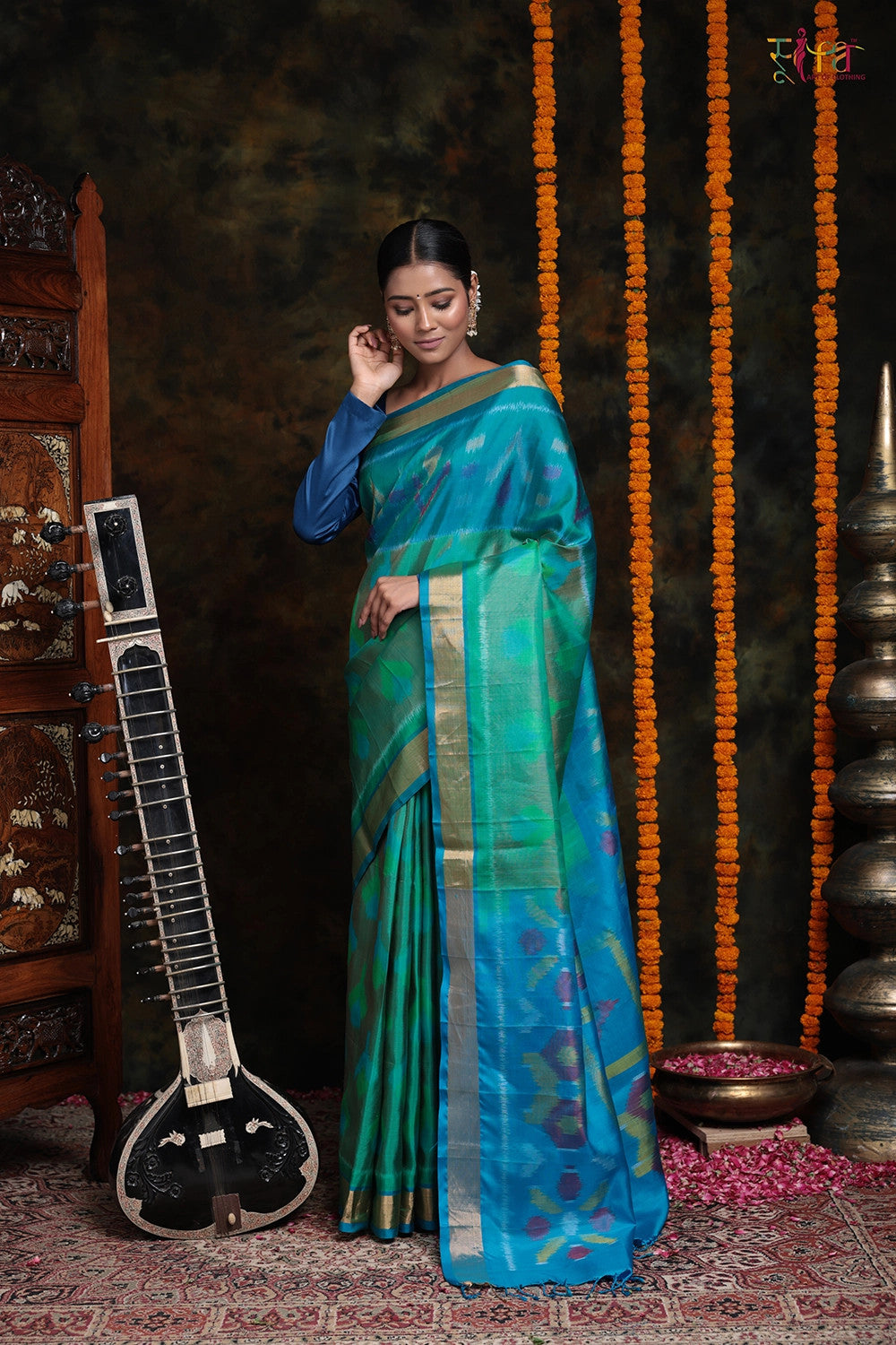 Handloom Green And Royal Blue Pure Mulberry. Silk Pochamaplly Saree With Zari Border