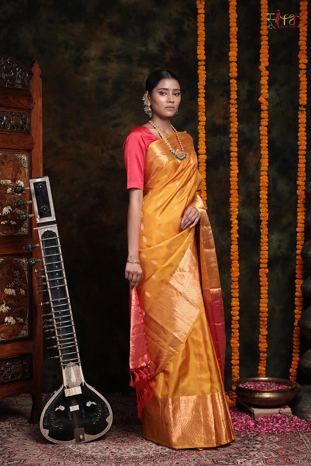 Sunrise Yellow Handloom Kanchipattu With Contrasting Red Pallu