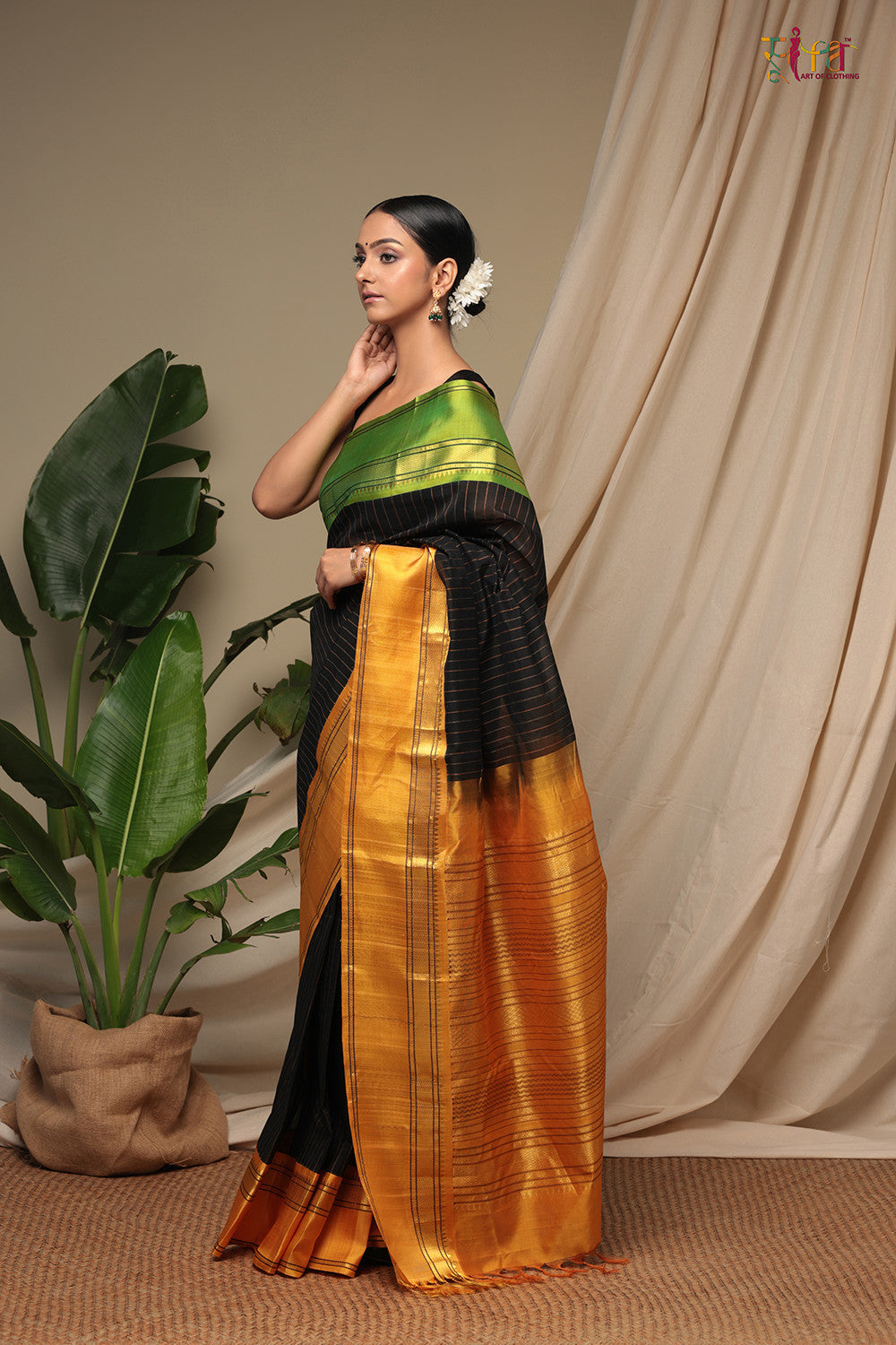 Handloom Black Pure Cotton Kanchi Saree With Pure Silk Border & Pallu