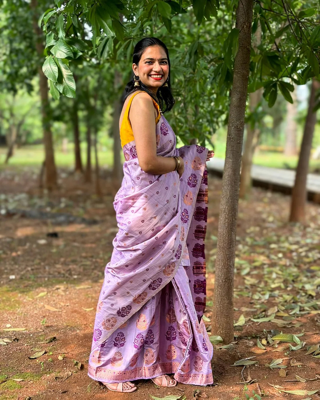 Devi Kamakshi Lavender Handloom Mekhela Chador saree