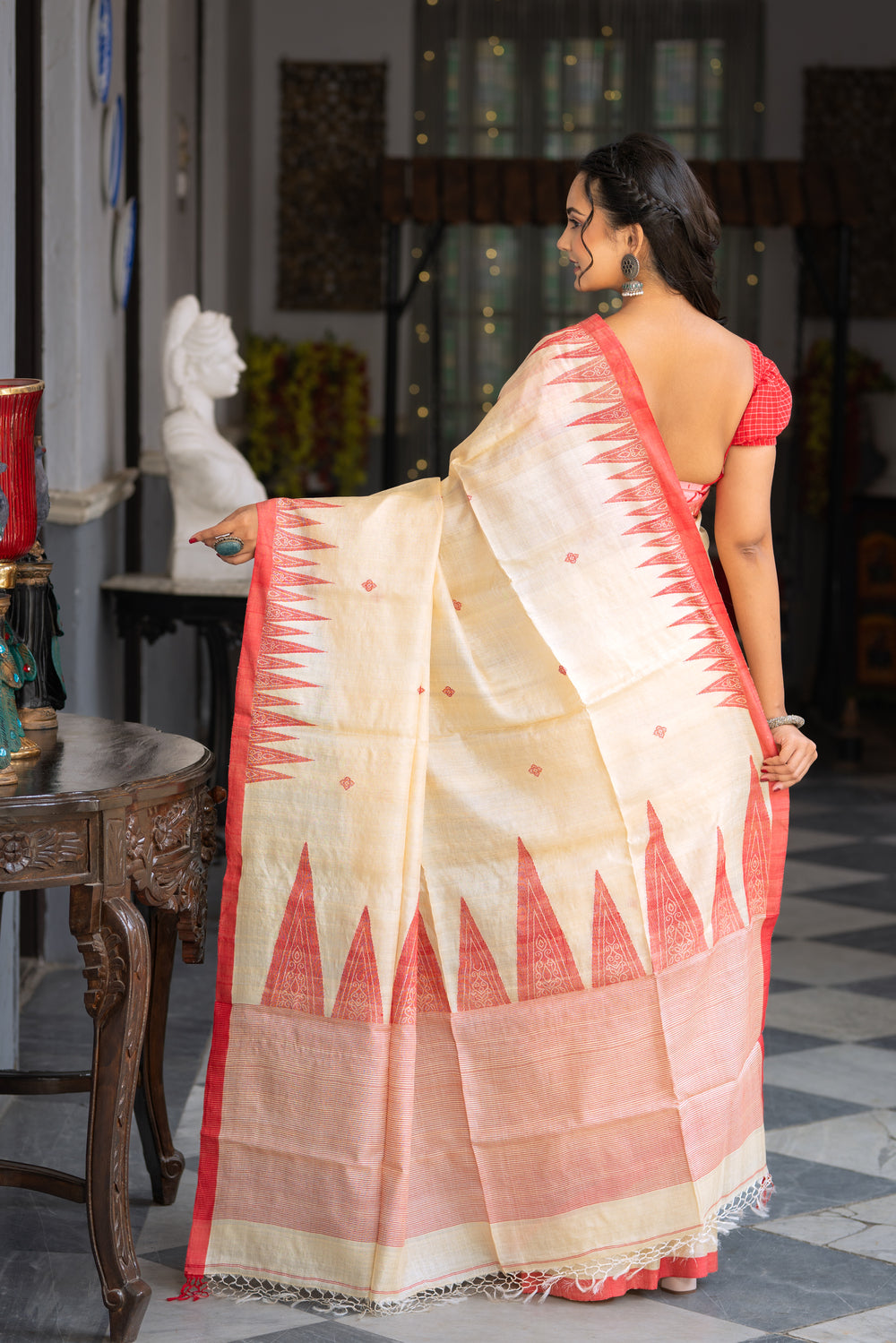 Handloom Beige & Red Pure Tussar Silk Jamdani Saree