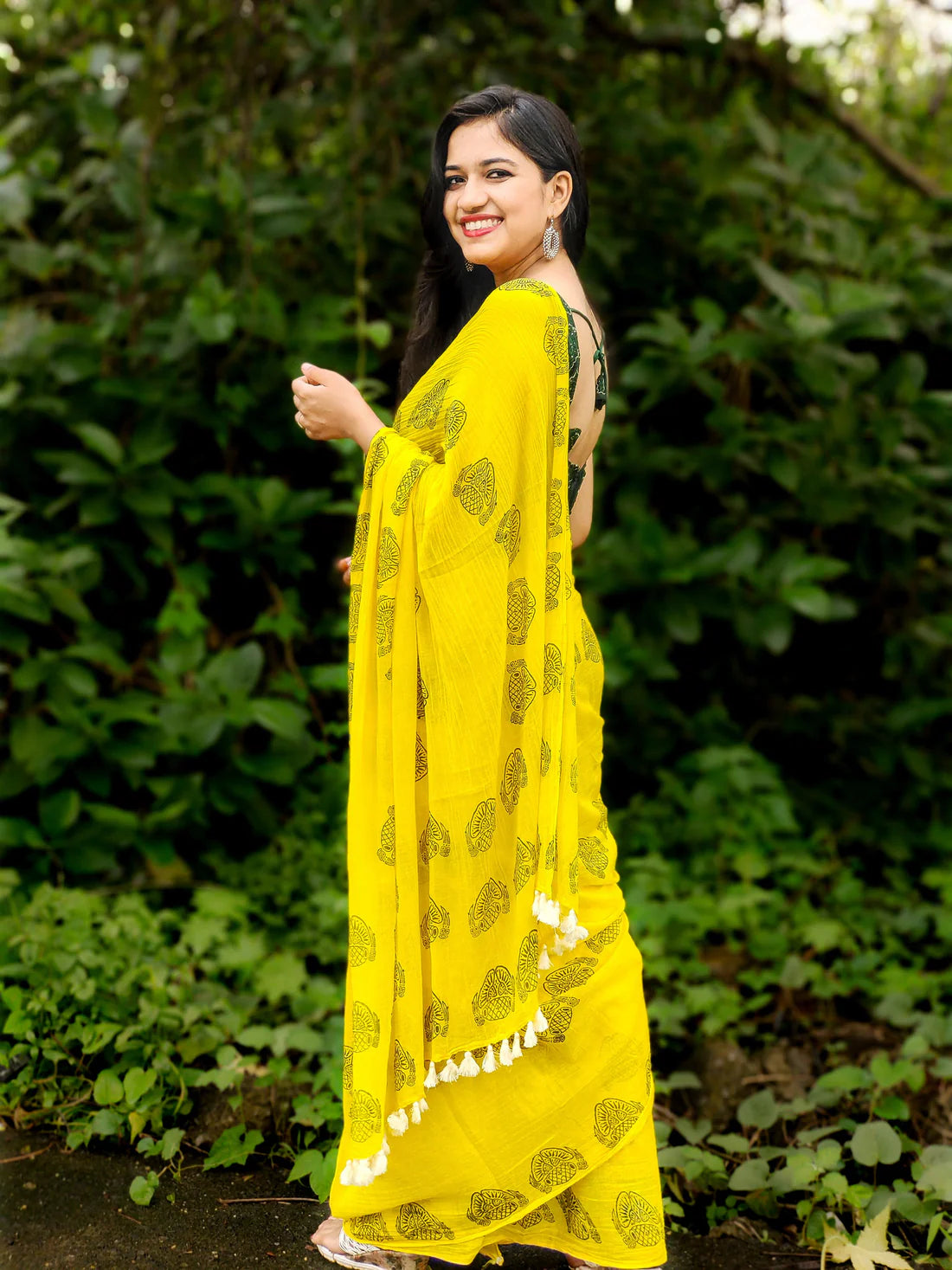 Yellow Rose Mul Mul Cotton Handloom saree