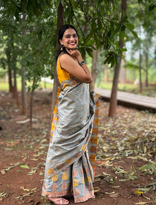 Devi Advika Grey Handloom Mekhela Chador saree