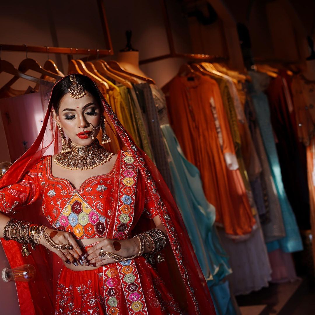 Scarlet Raw Silk Zardosi meera lehenga