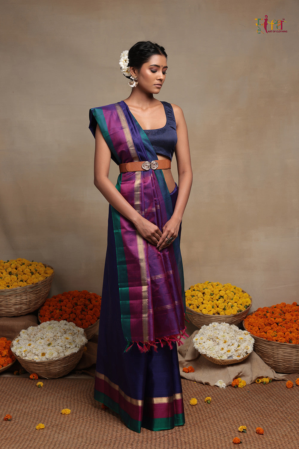 Handloom Navy Blue Pure Silk Kanchi Contemporary Saree