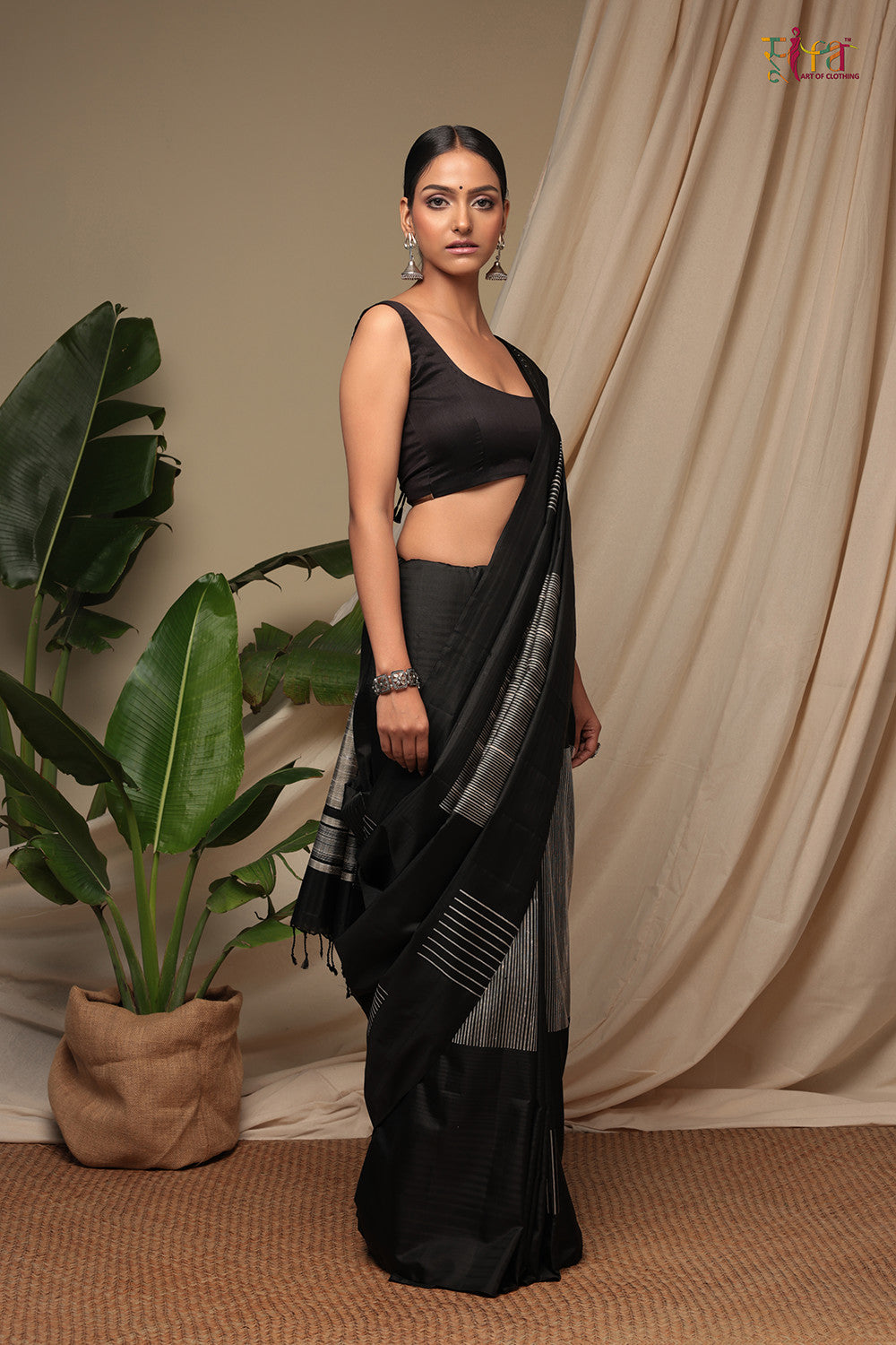 Handloom Jade Black Pure Silk Kanchi Contemporary Saree