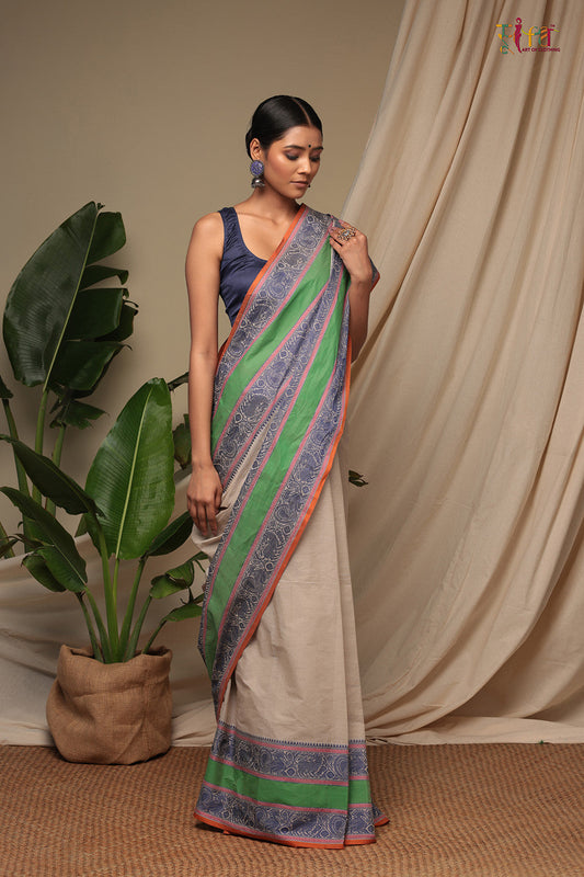 Handloom Water chestnut Cream Pure Cotton Kanchi Saree with generous border