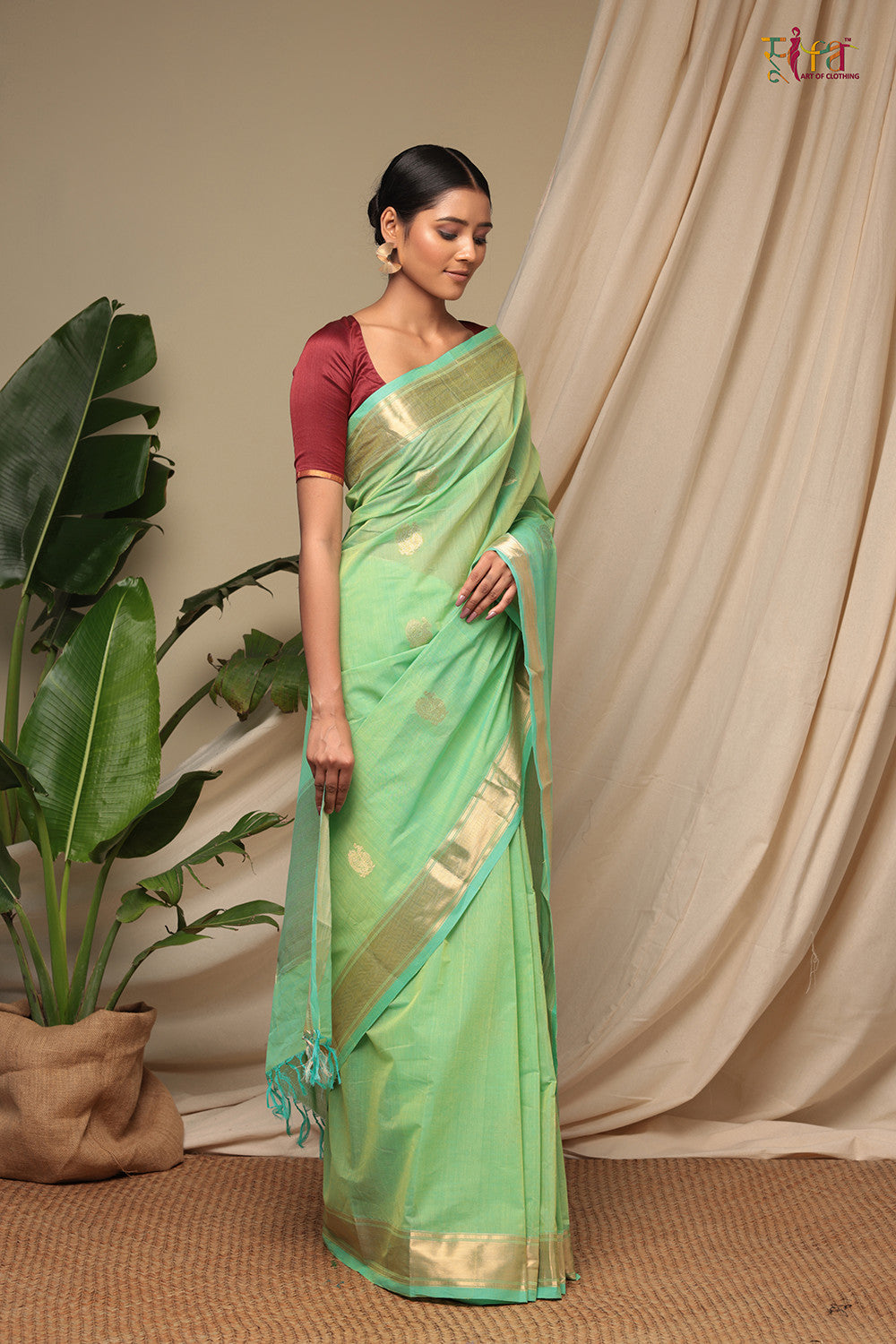 Handloom Pastel Green Pure Cotton Kanchi Saree with Zari Border and Motifs