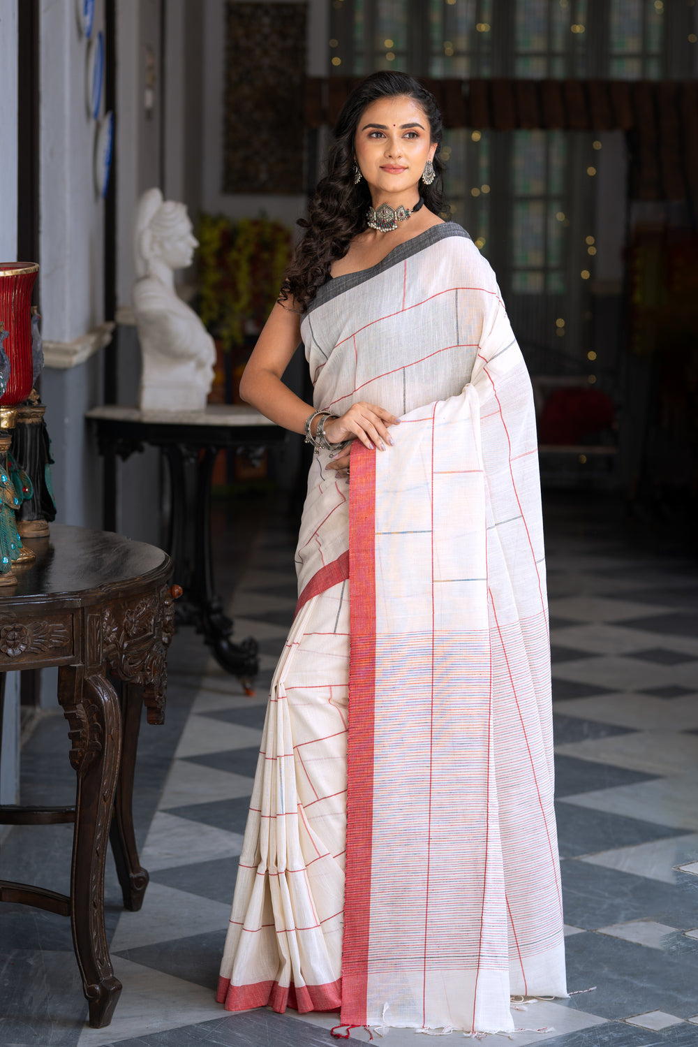 Handloom Off White Soft Cotton Brick Check Saree