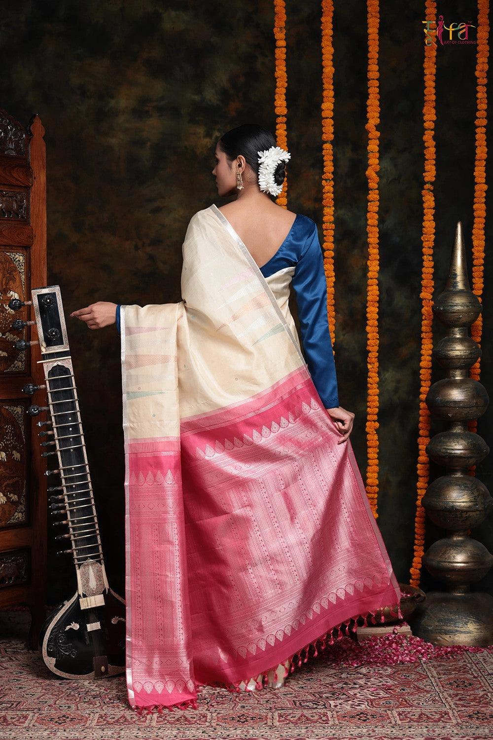 Handloom Cream Pure Silk Kanchi Saree With Silver Zari