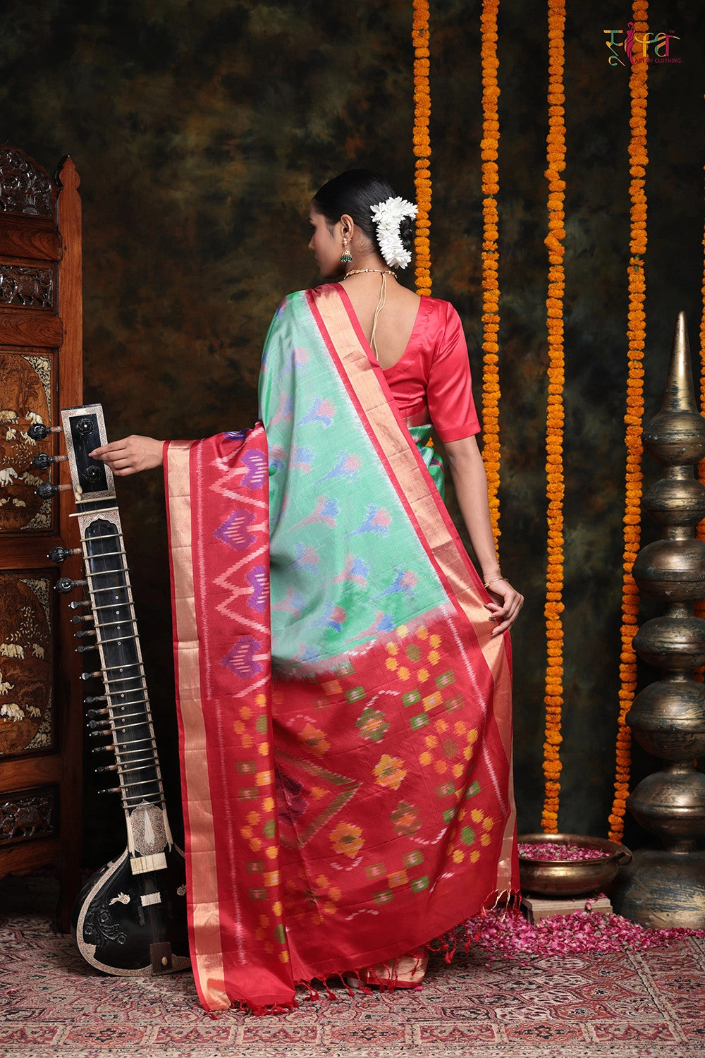 Handloom Sea Green And Imperial Red Pure Mulberry Silk Pochampally Saree With Zari Border