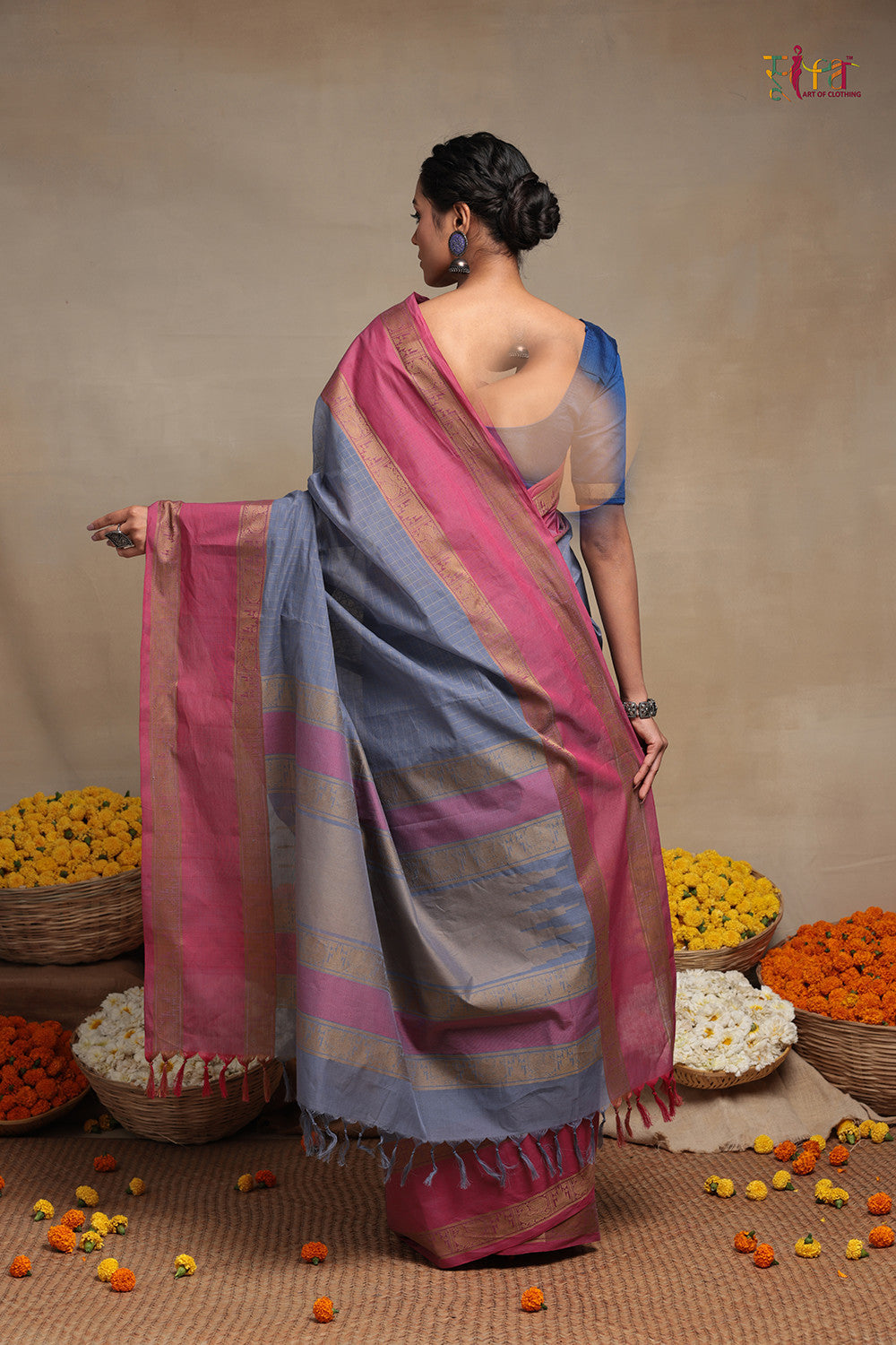 Handloom Grey Pure Cotton Kanchi Saree With Rouge Pink Border