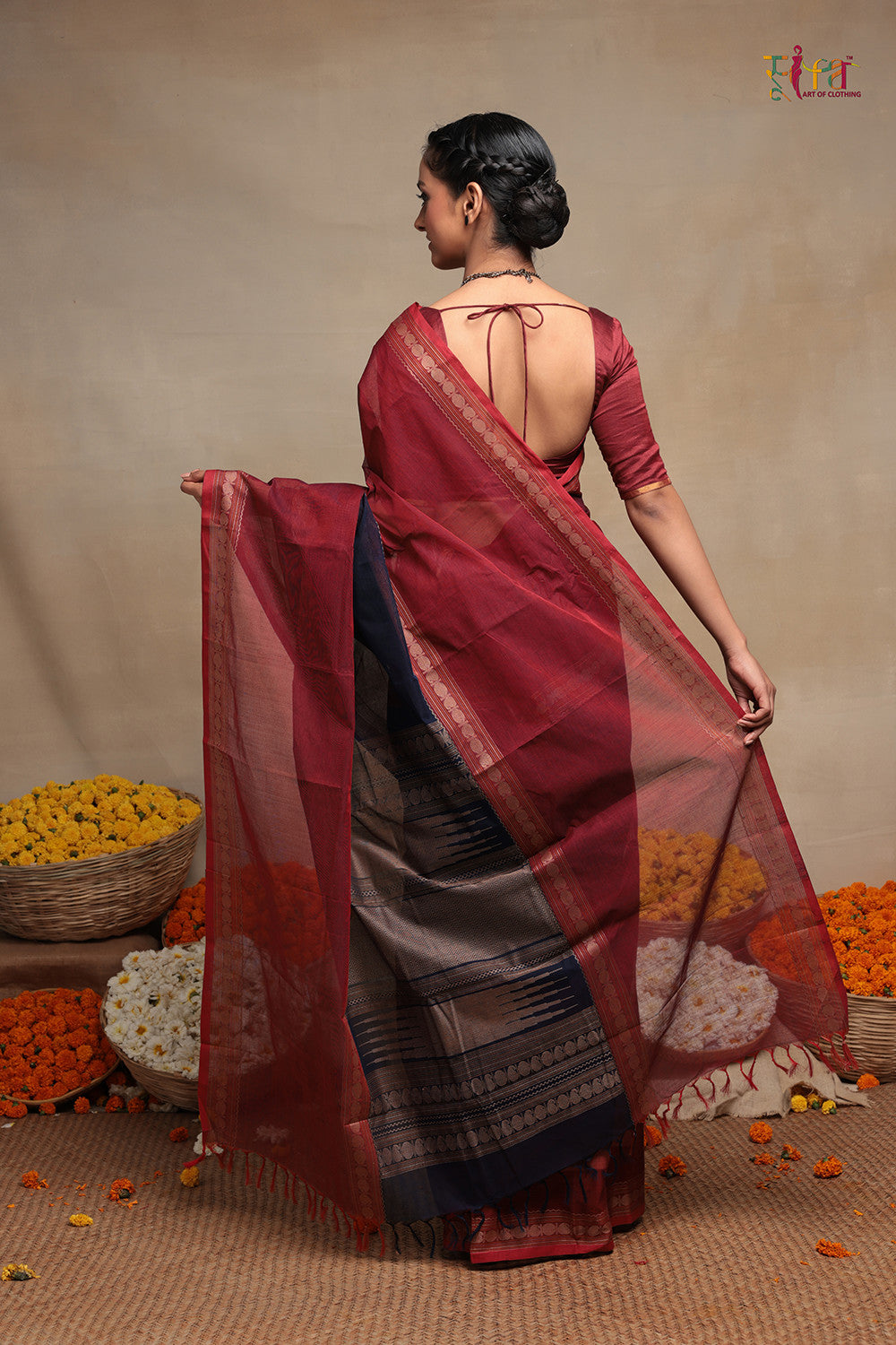 Navy Blue And Maroon Handloom Kanchi Cotton Saree