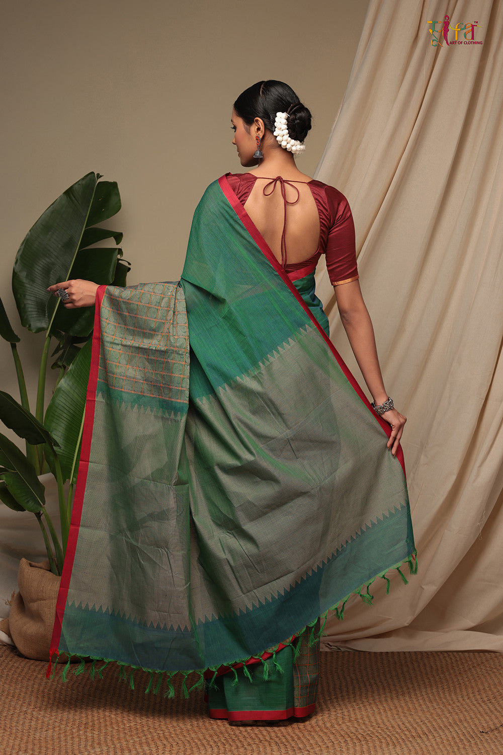 Handloom Fern Green Pure Cotton Kanchi Saree