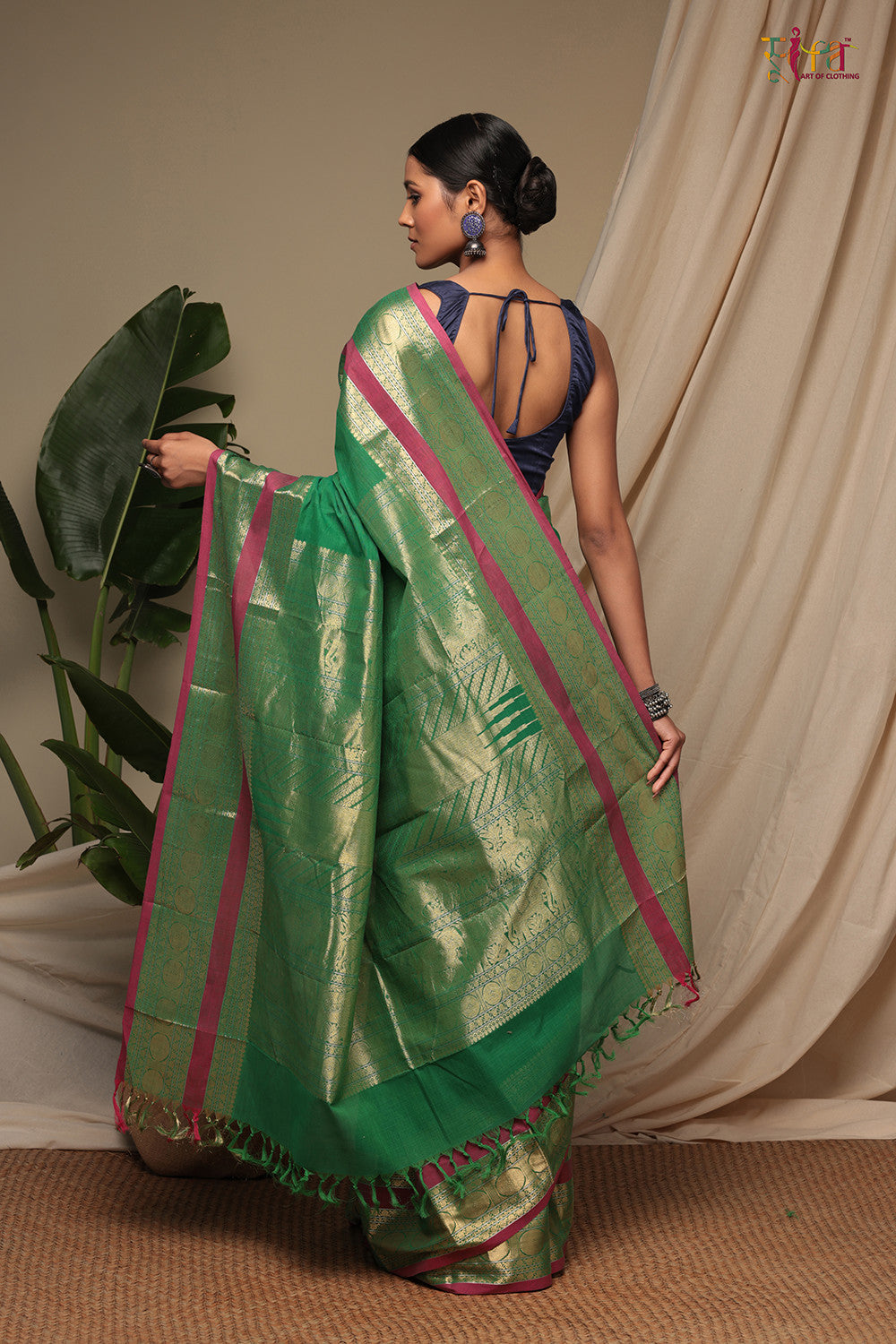 Handloom Forest Green Kanchi Cotton Saree With Exquisite Gold Zari Border & Pallu