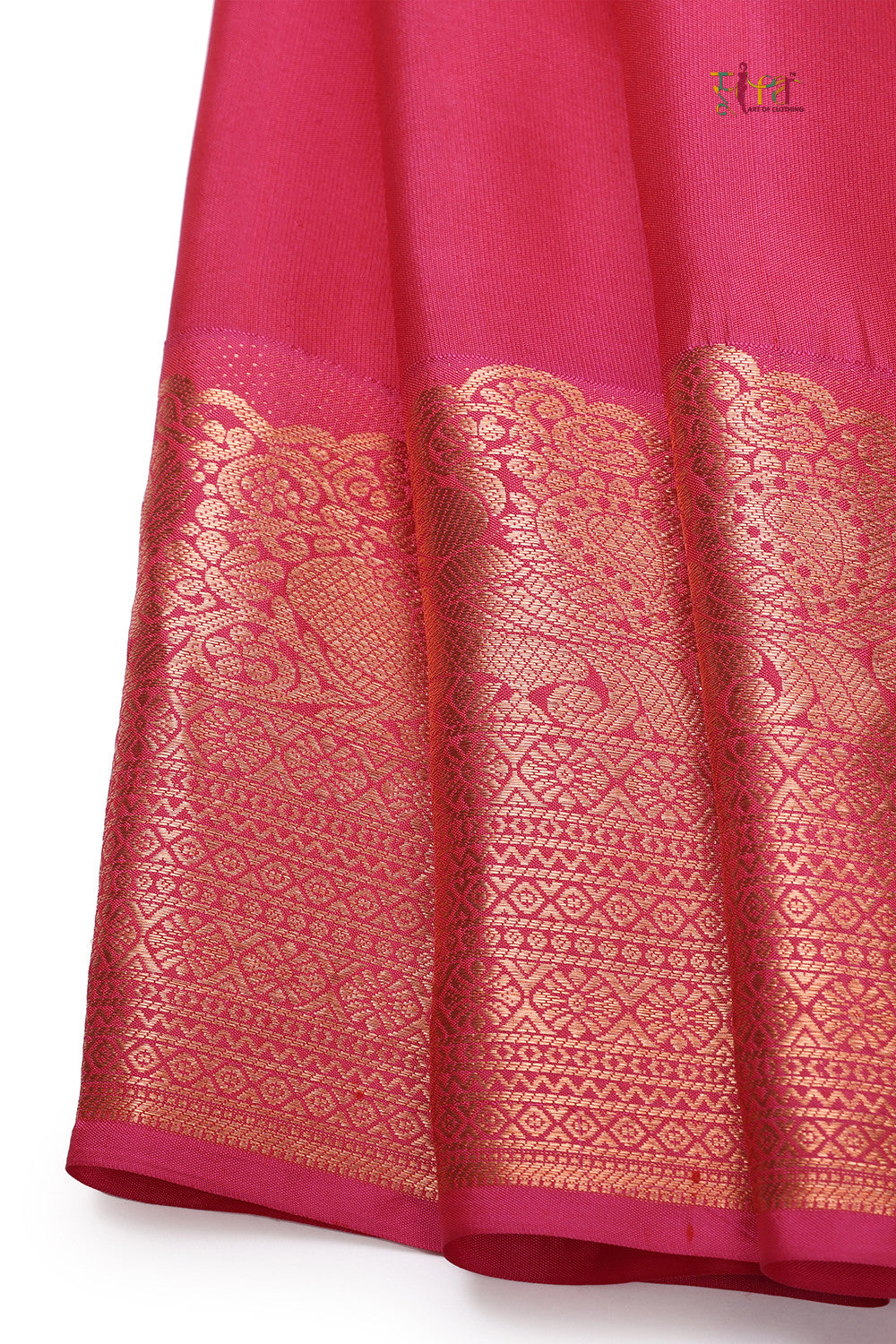 Handloom Cream Pure Kanchipattu Saree With Golden Zari