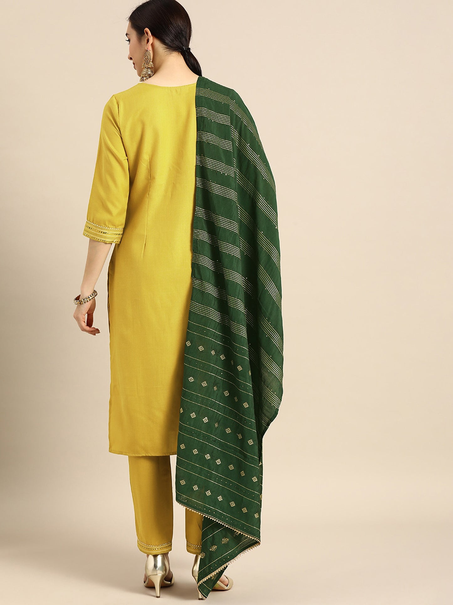 Light Women Green Printed Viscose Rayon Kurta, Pant And Dupatta Set