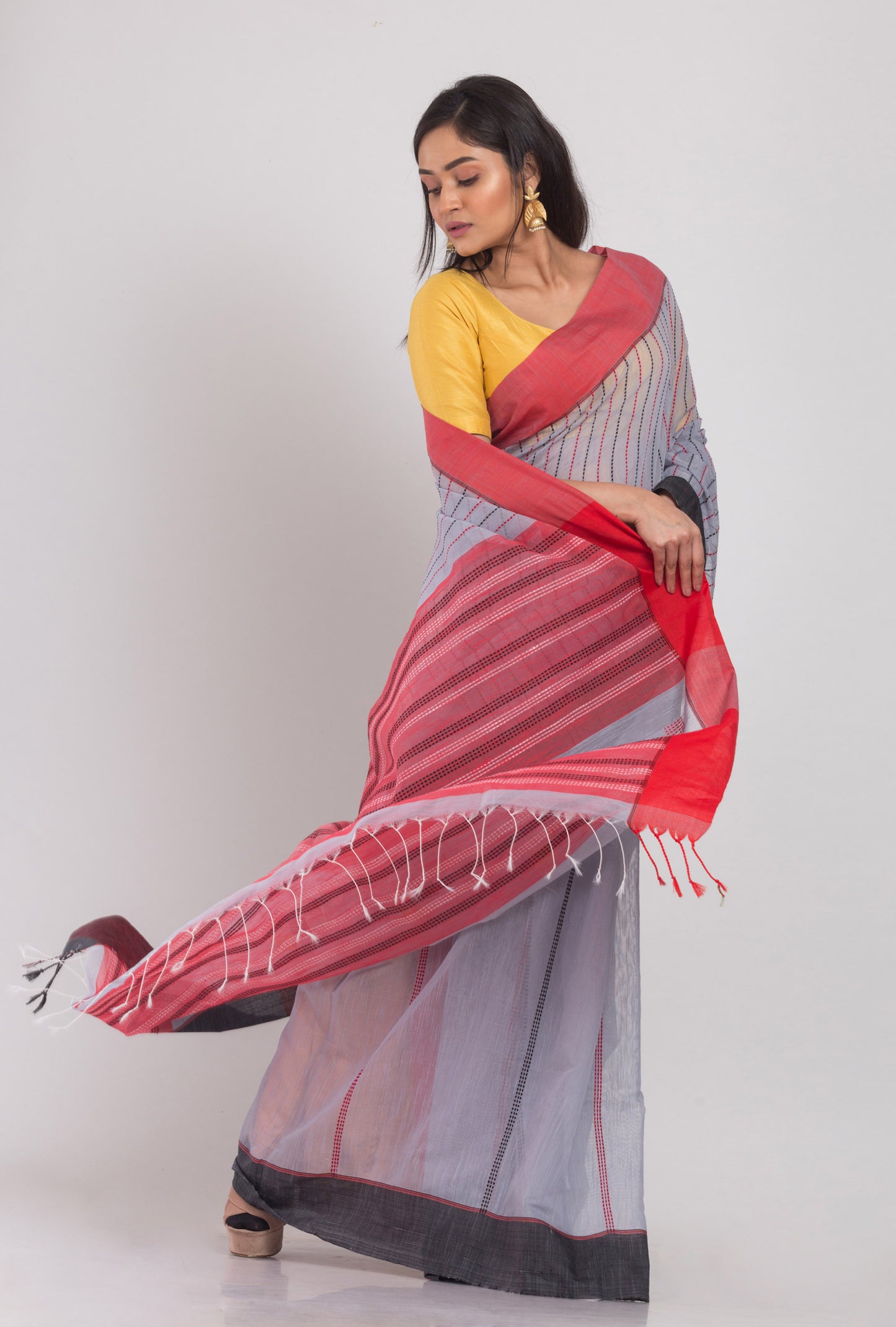 Silver Grey Handloom Saree