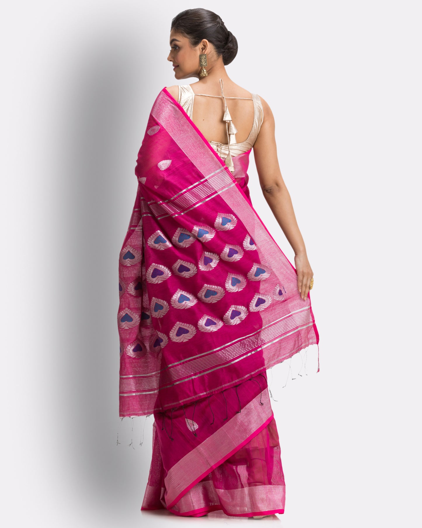 Bright Pink Cotton Blend Handloom Jamdani Saree