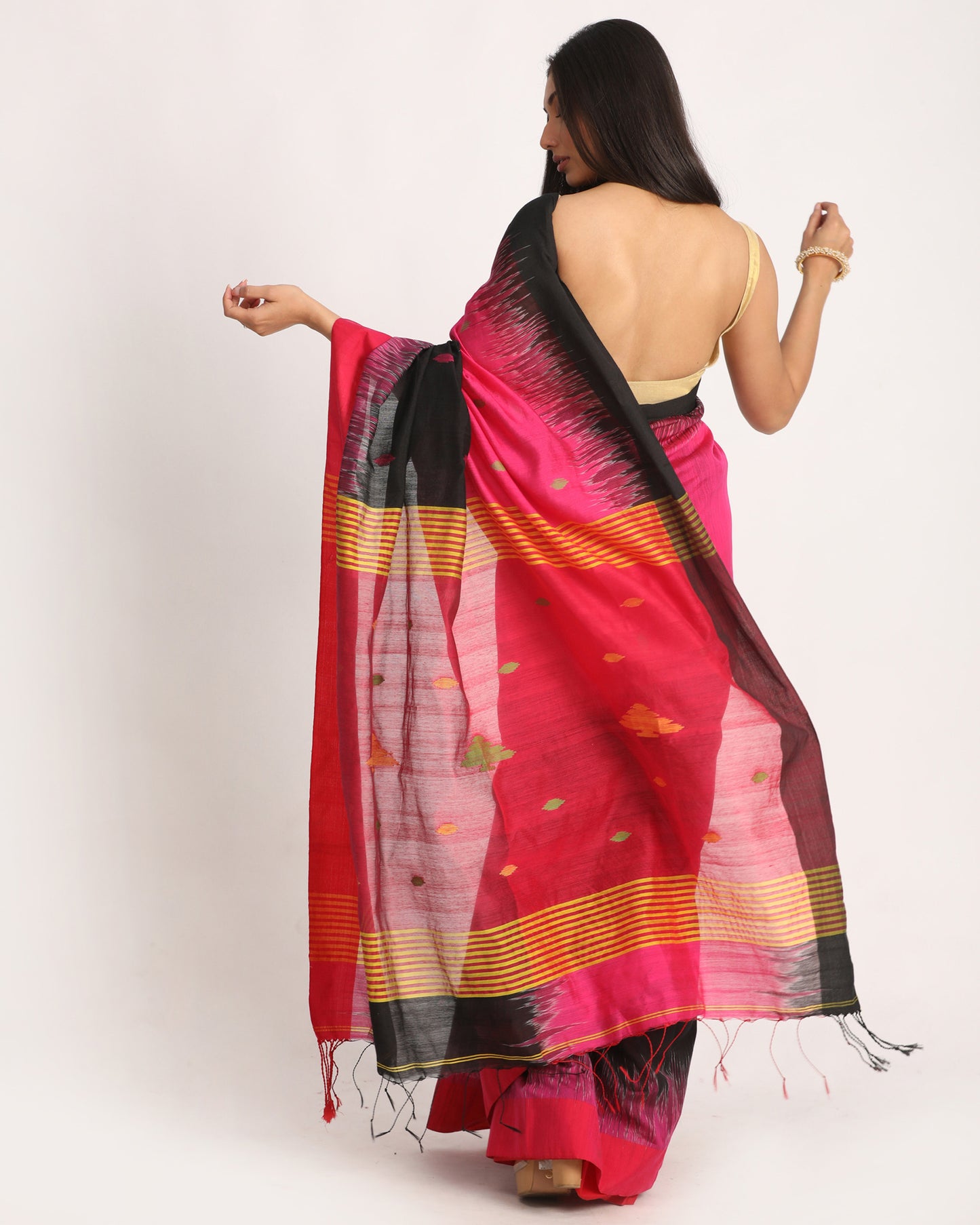 Fuchsia Black Cotton Blend Handloom Tie Dye Jamdani Saree