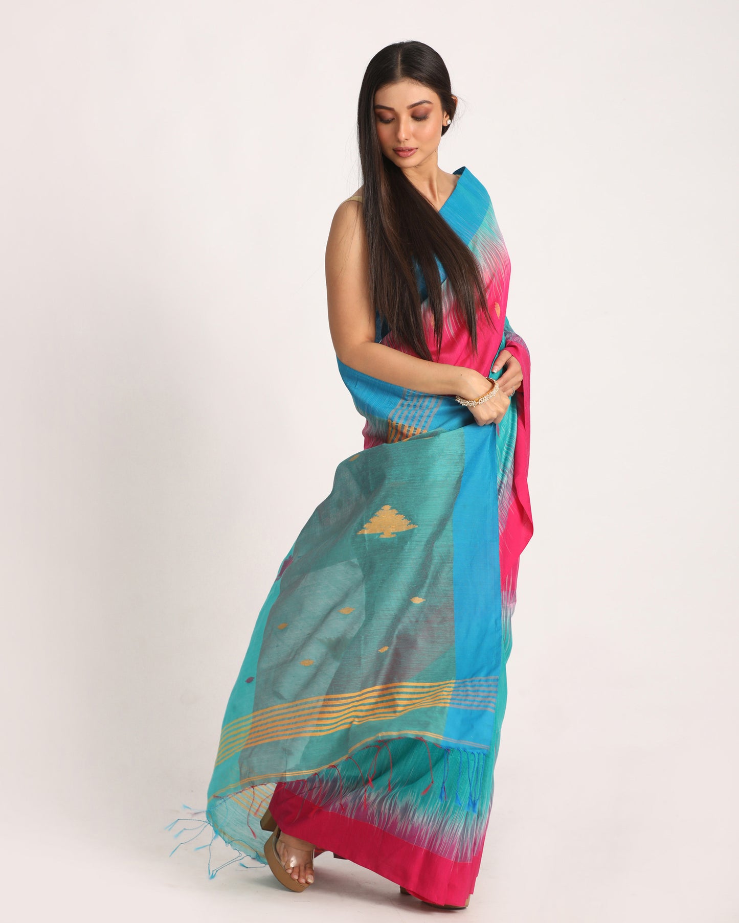 Fuchsia Turquoise Cotton Blend Handloom Tie Dye Jamdani Saree