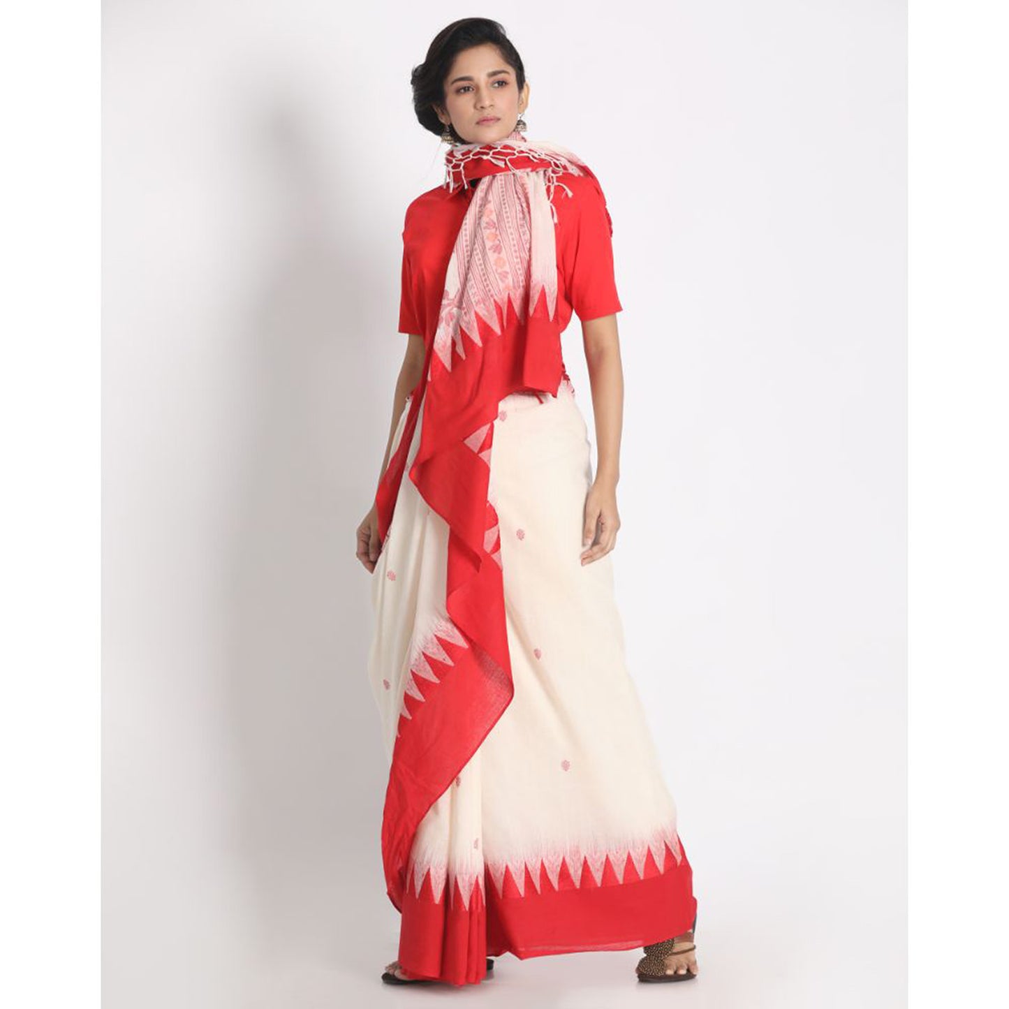 Temple Border White Cotton Tangail Saree