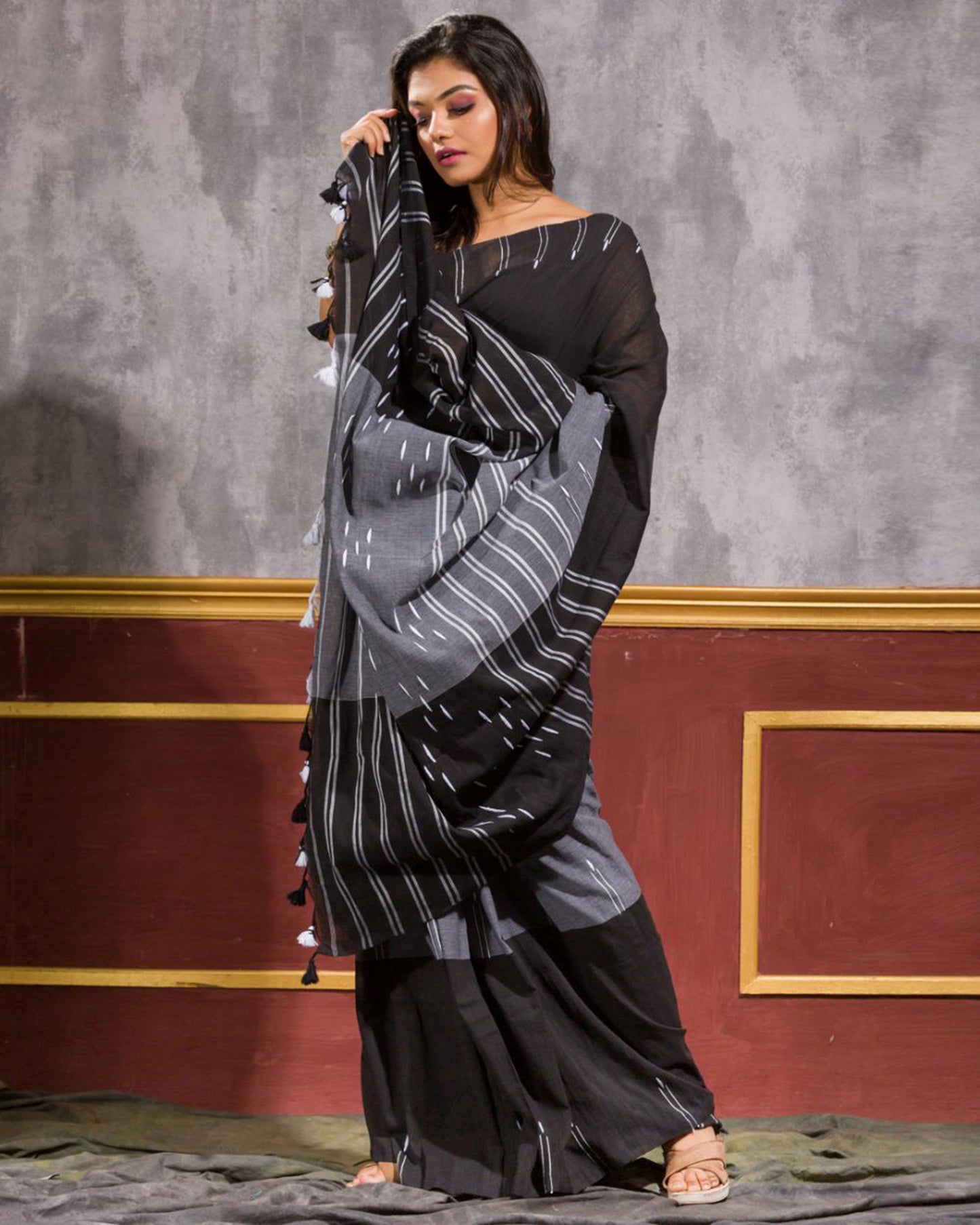 Black Beige Handwoven Cotton Saree