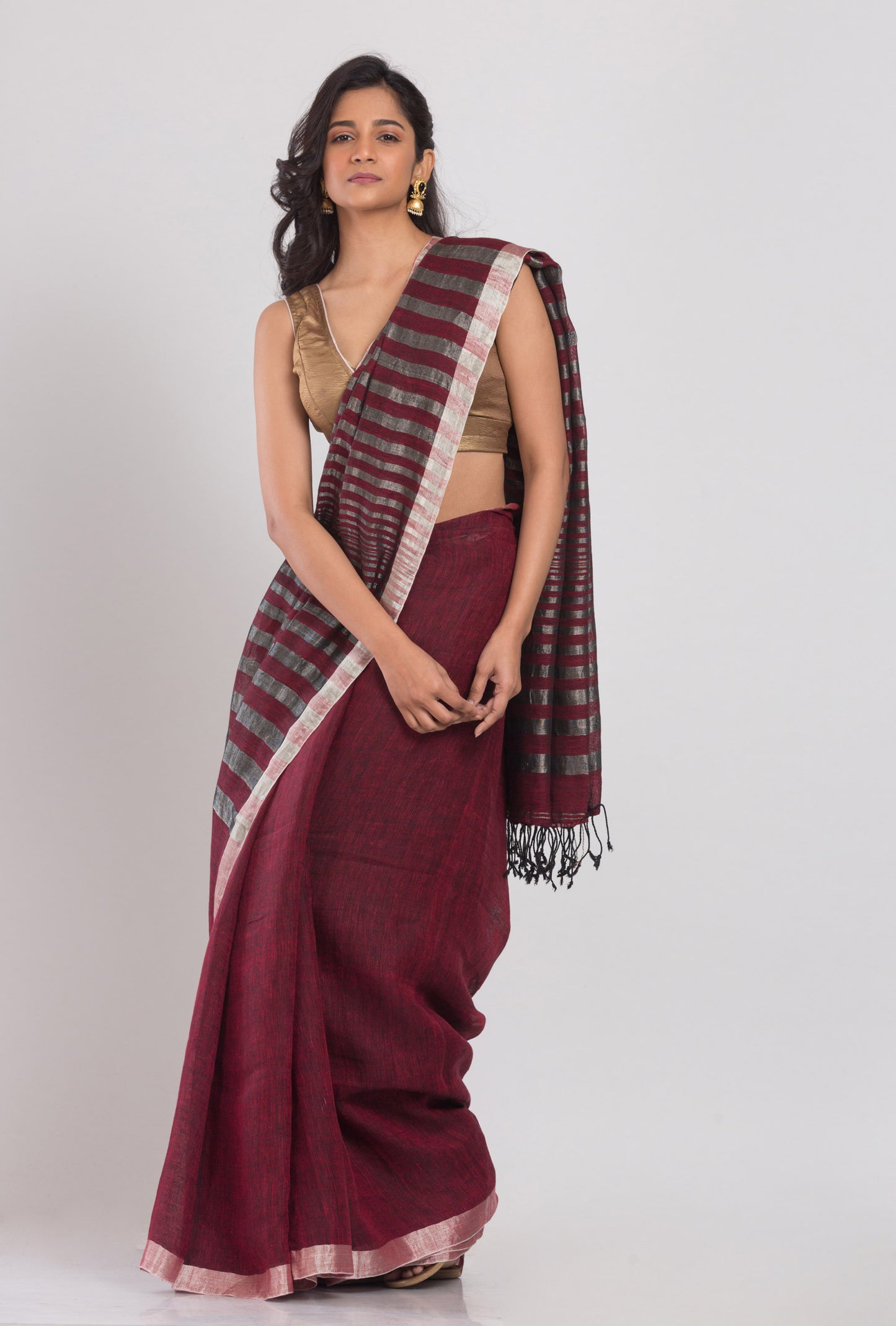 Maroon Linen Saree With Silver Zari Pallu And Border