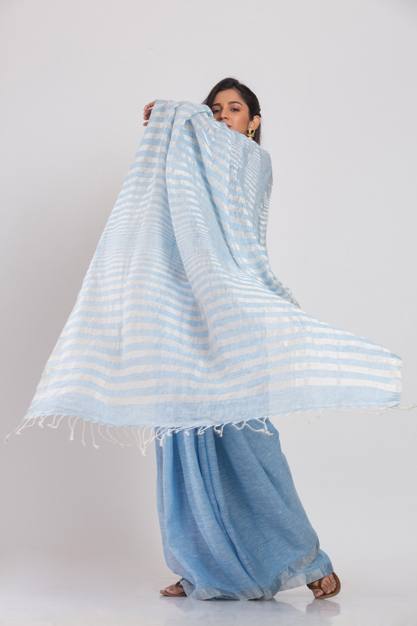 Sky blue Linen Saree With Silver Zari Pallu And Border