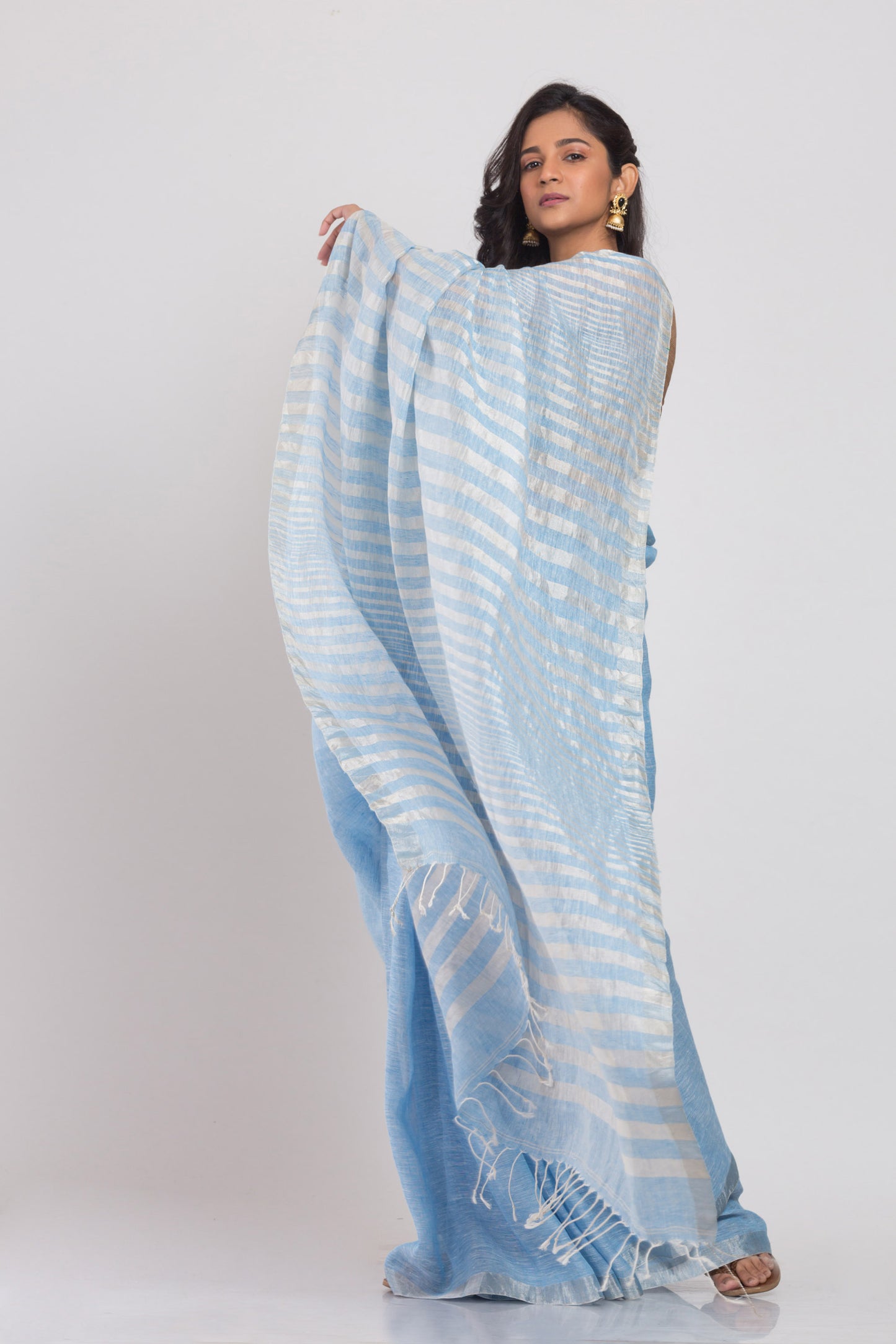 Sky blue Linen Saree With Silver Zari Pallu And Border