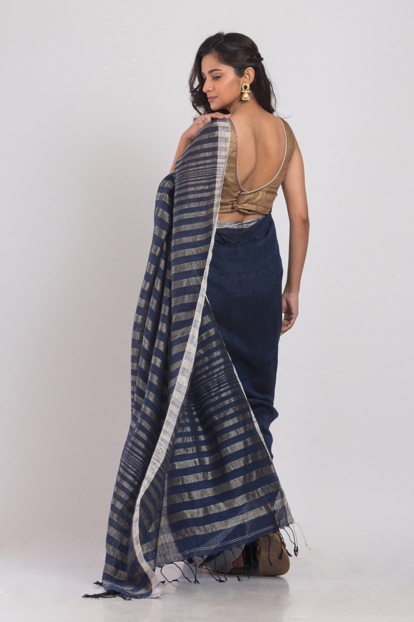 Navy Blue Linen Saree With Silver Zari Pallu And Border