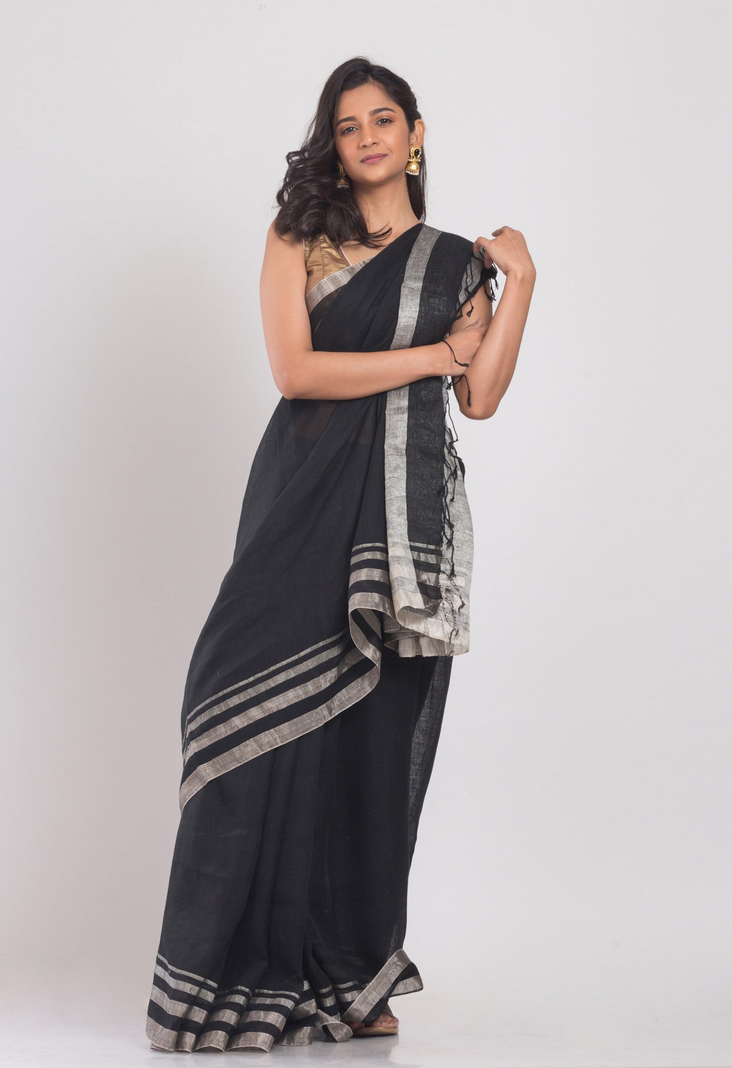 Black Handloom Linen Saree Silver Zari Border And Pallu