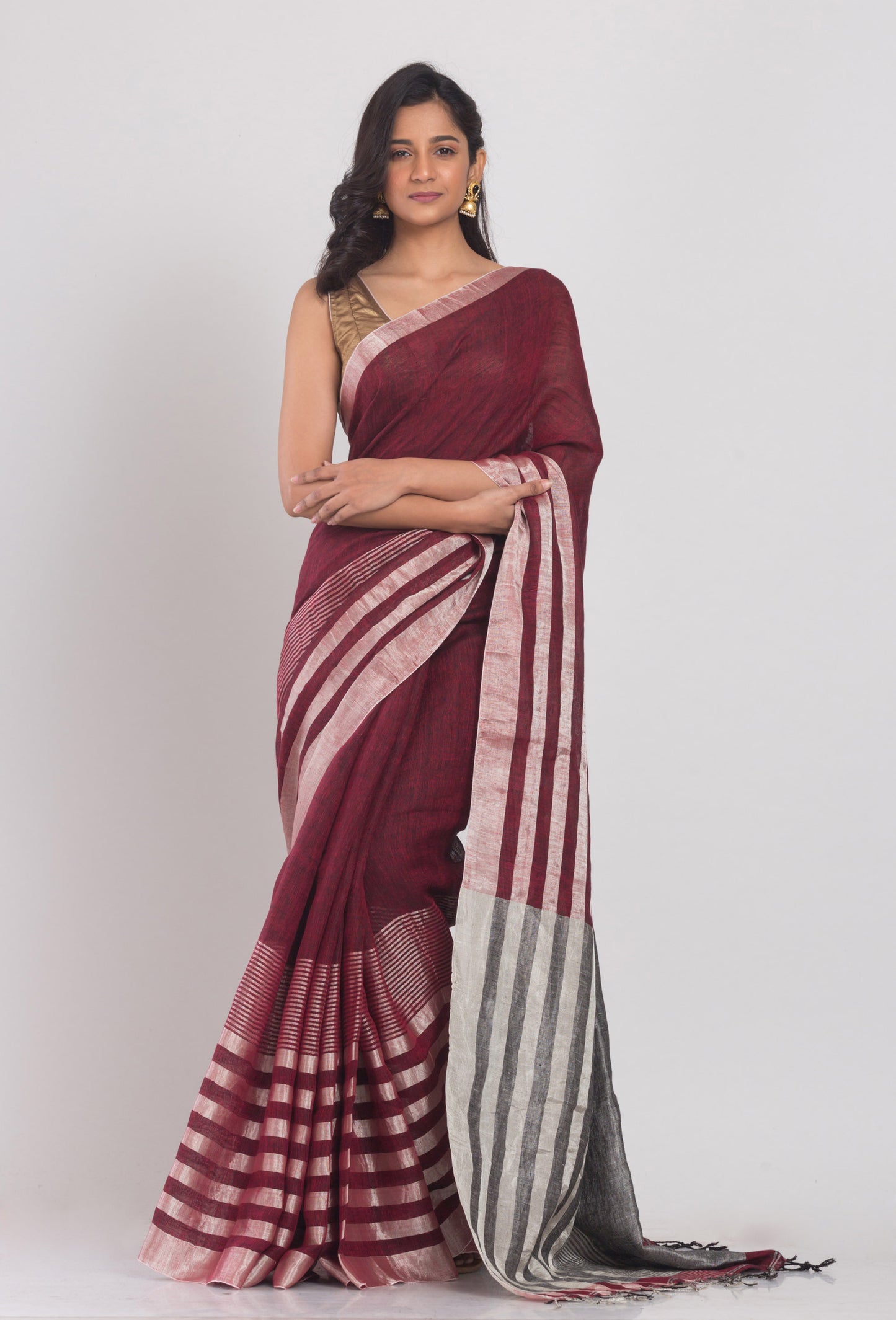 Maroon Linen Saree With Silver Zari Pallu And Border