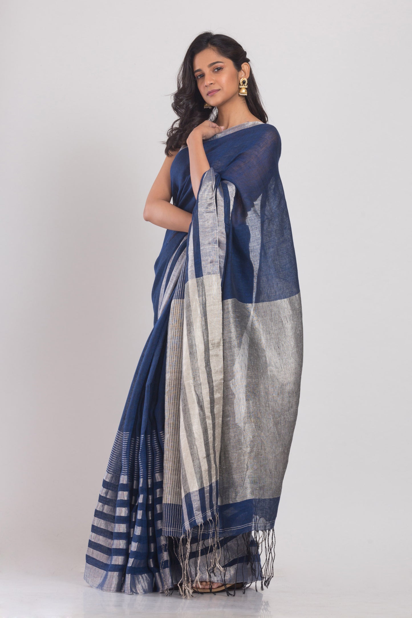 Blue Linen Saree With Silver Zari Pallu And Border