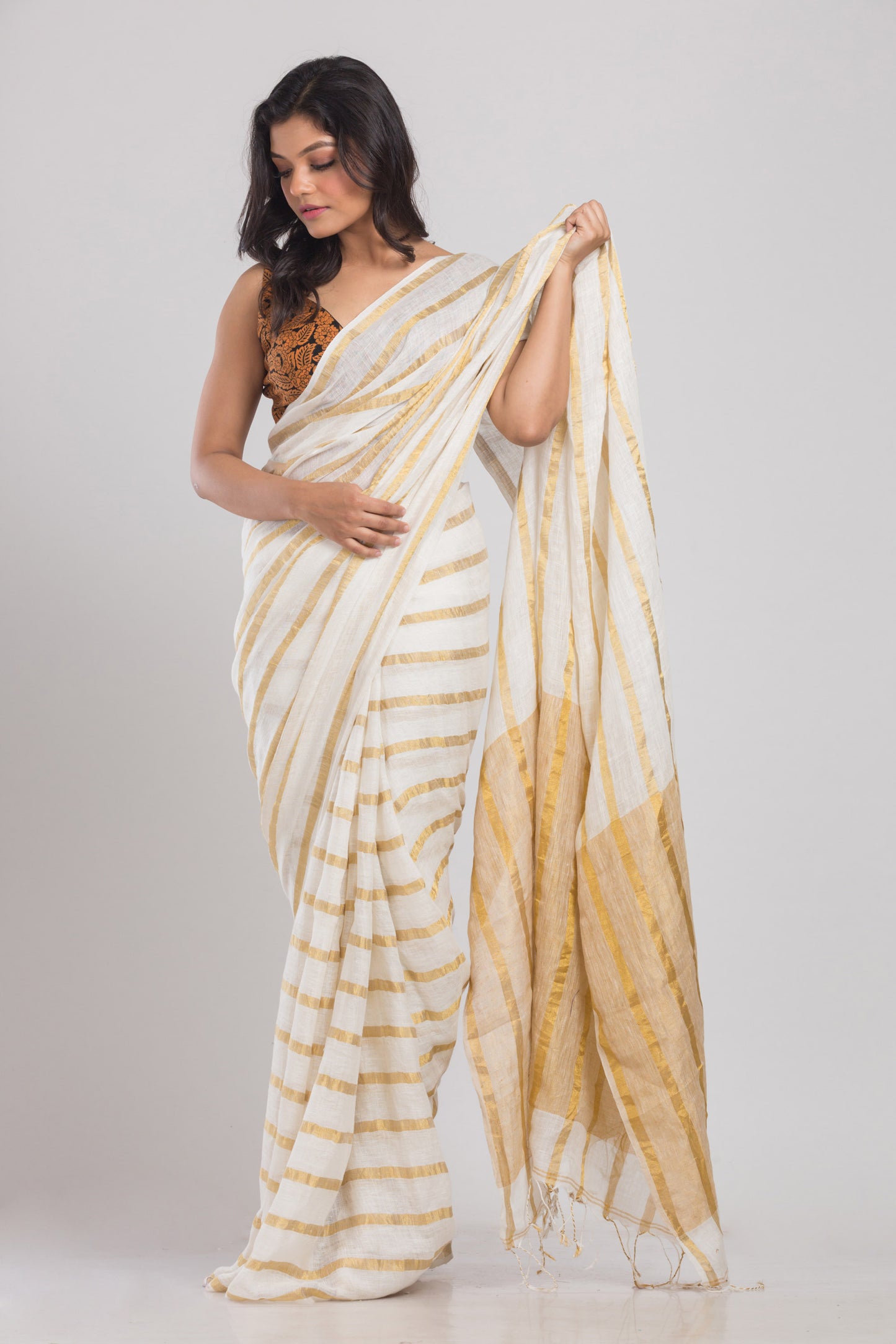 White Handloom Linen Saree