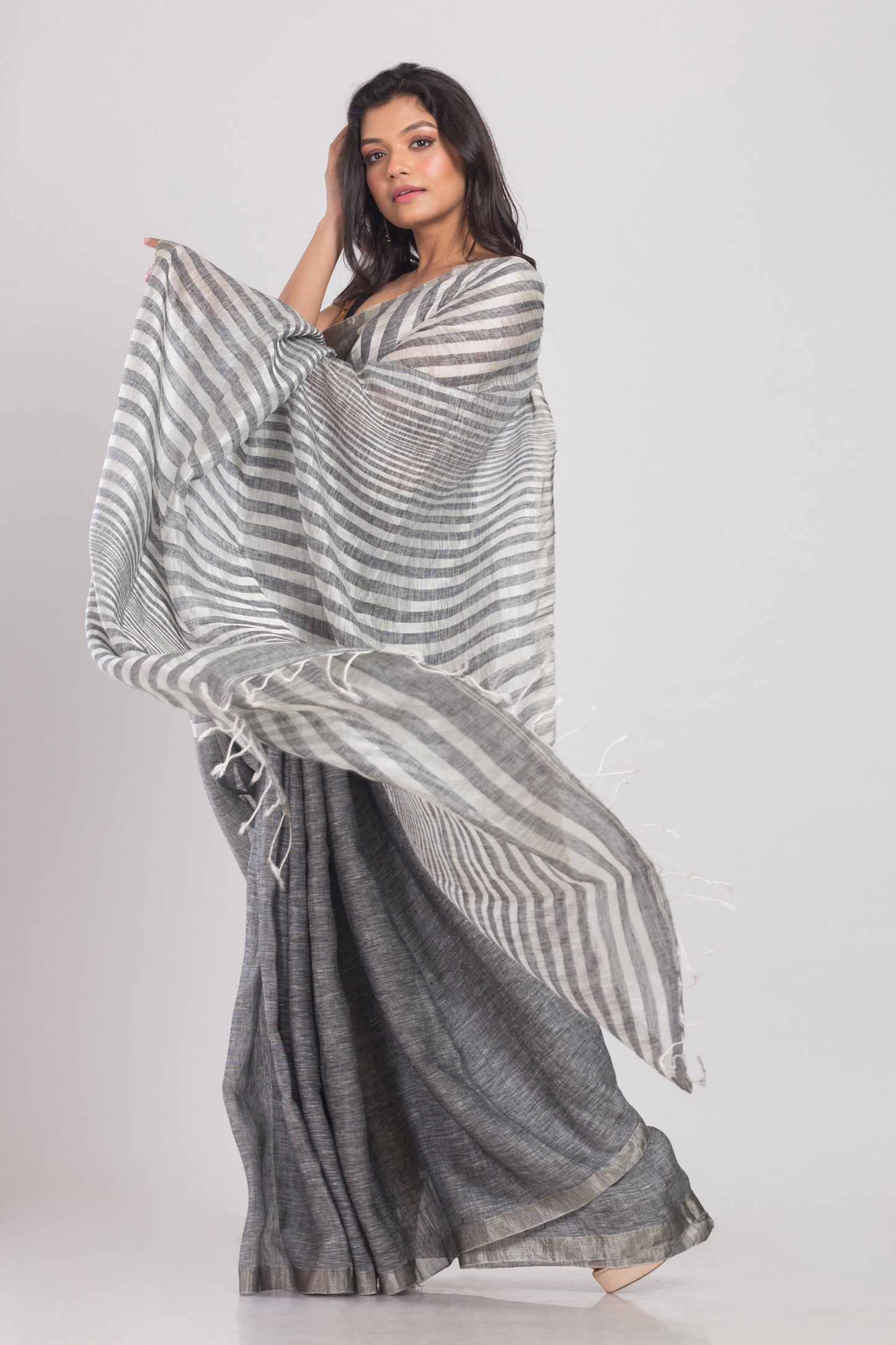 Grey Handwoven Linen Saree