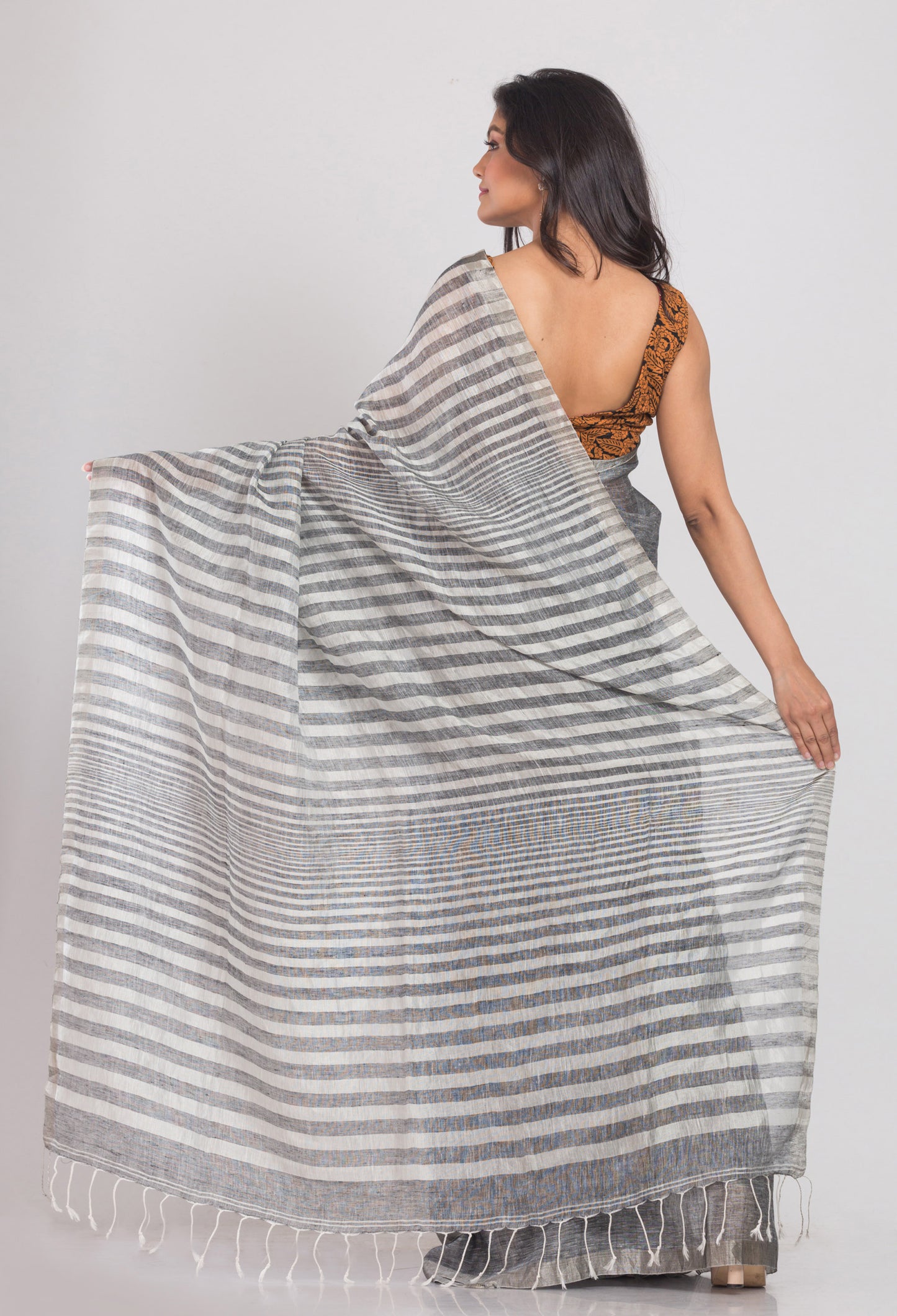 Grey Handwoven Linen Saree