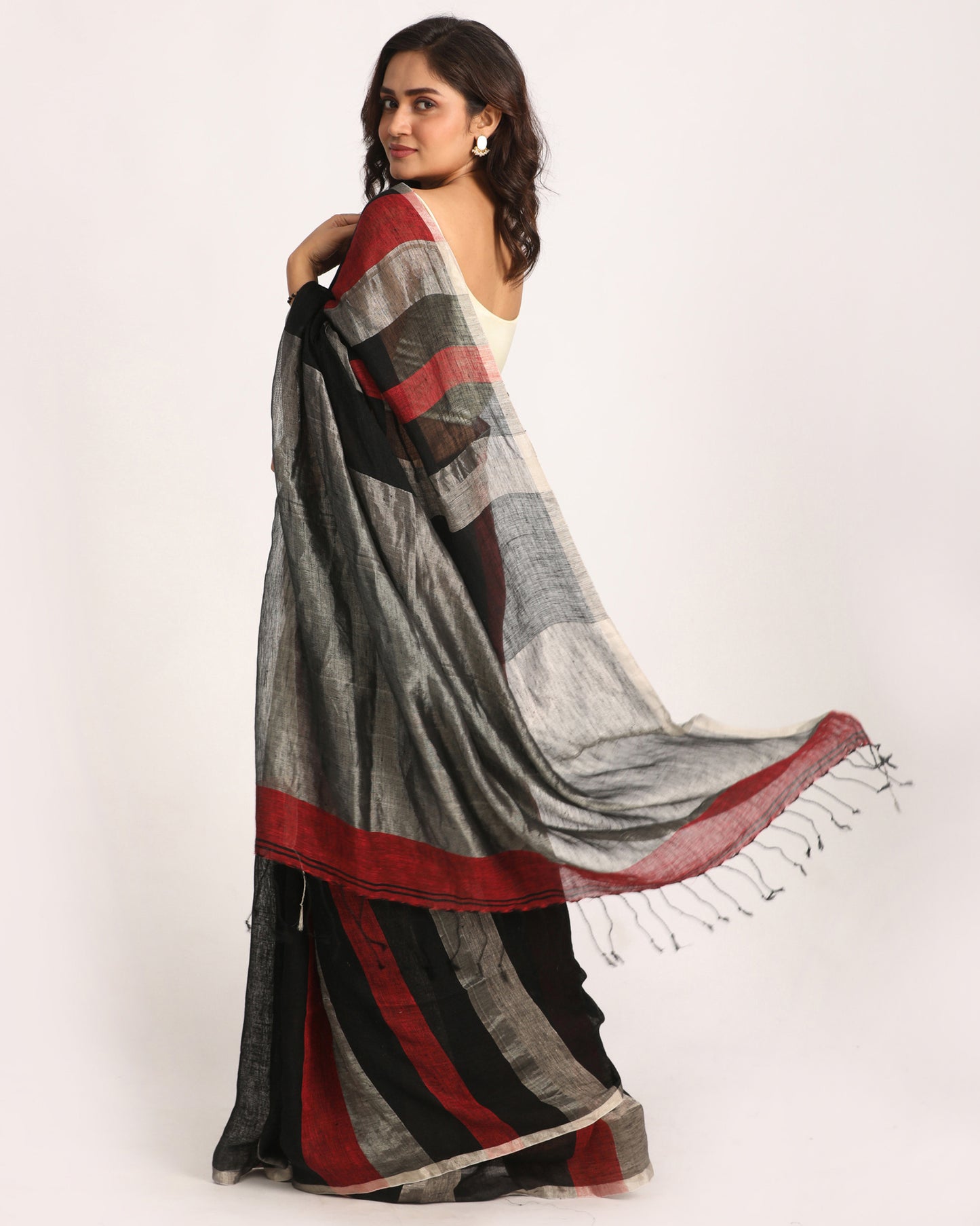 Multicolour Traditional Handloom Check Linen Saree