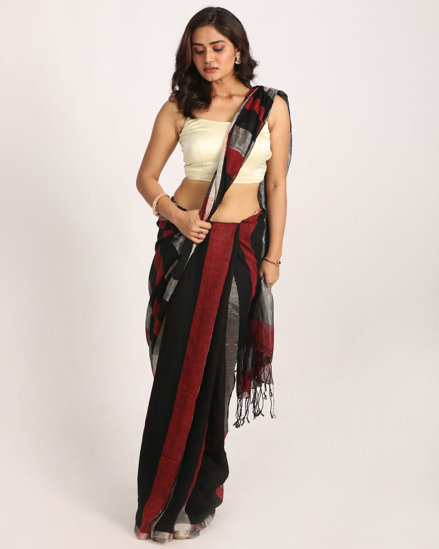 Multicolour Traditional Handloom Check Linen Saree