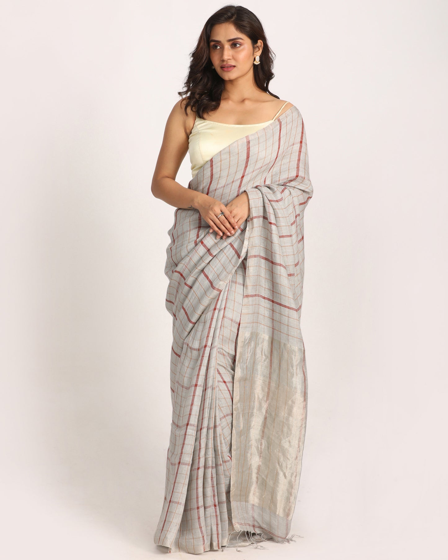 Silver Grey Traditional Handloom Check Linen Saree