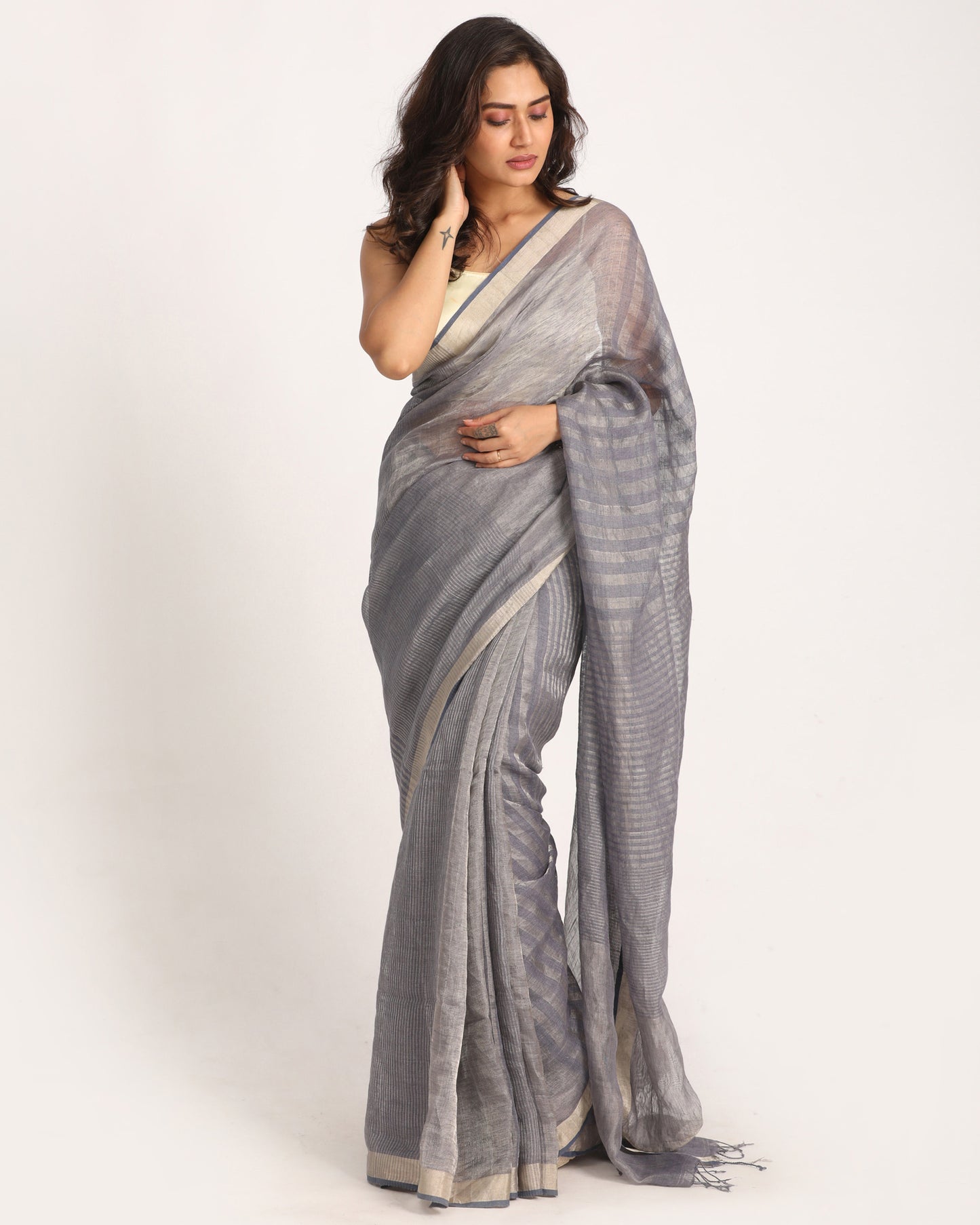 Grey Blue Check Traditional Handloom Linen Saree