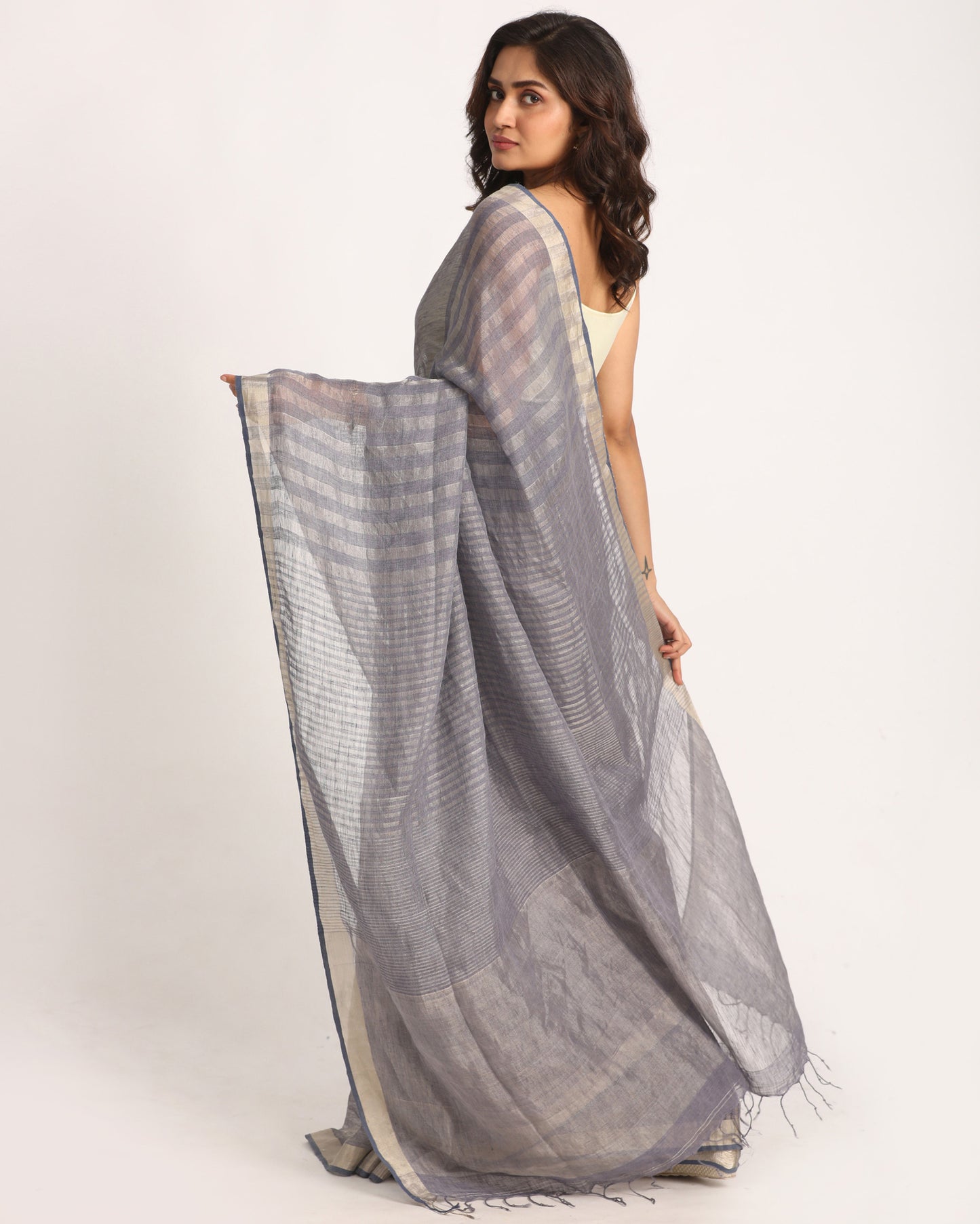 Grey Blue Check Traditional Handloom Linen Saree