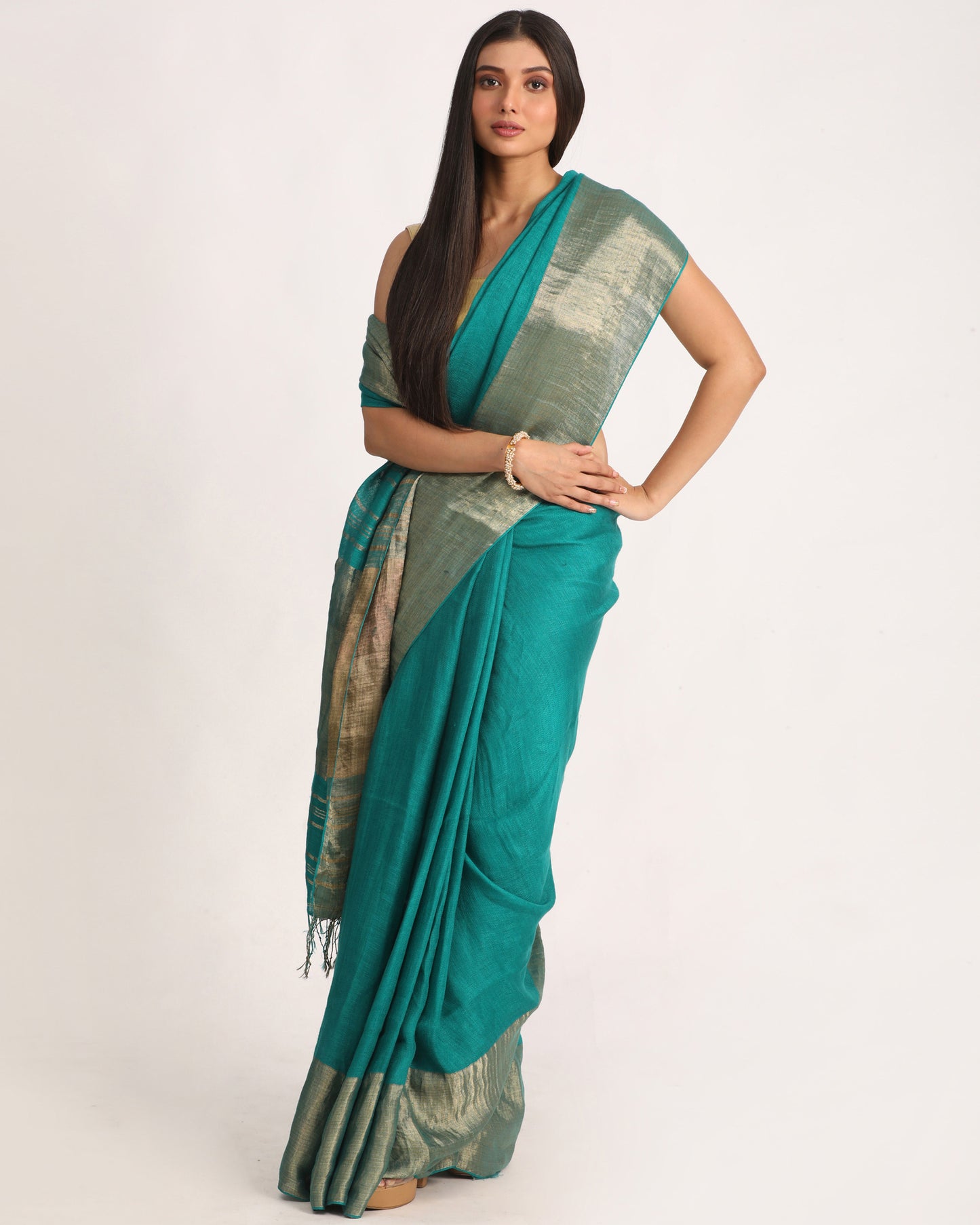 Turquoise Traditional Handloom Linen Saree