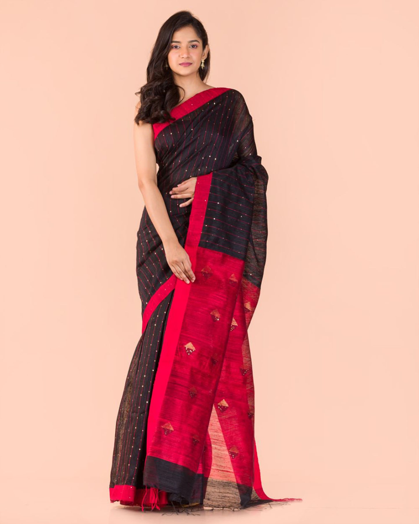 Black Handwoven Matka Silk Saree