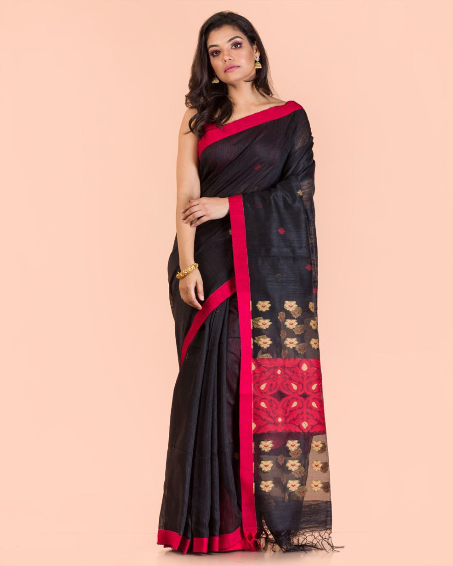 Black Handwoven Matka Silk Saree