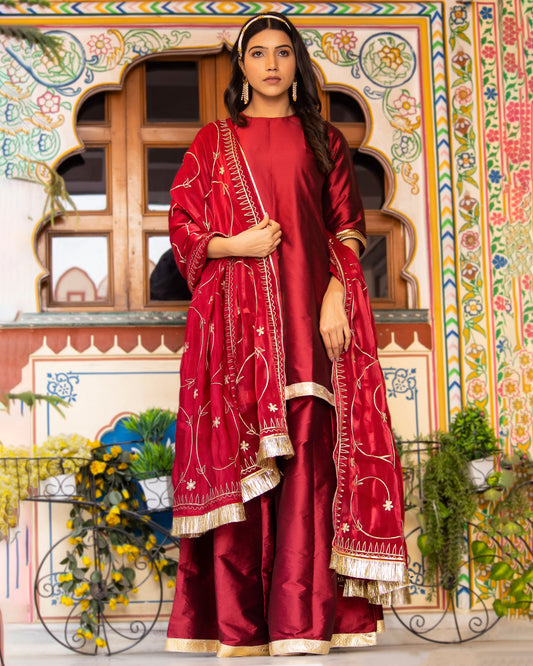 Kurjan Maroon Taffeta Silk Sharara set