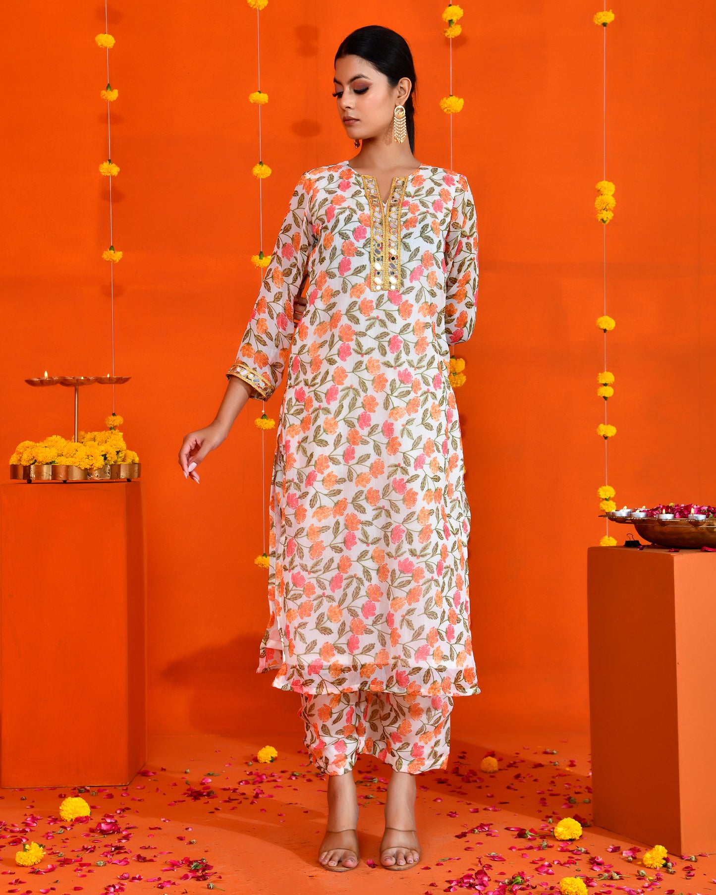 Off-White Chiffon Utsav Bannhi Printed Jaipuri Kurta set