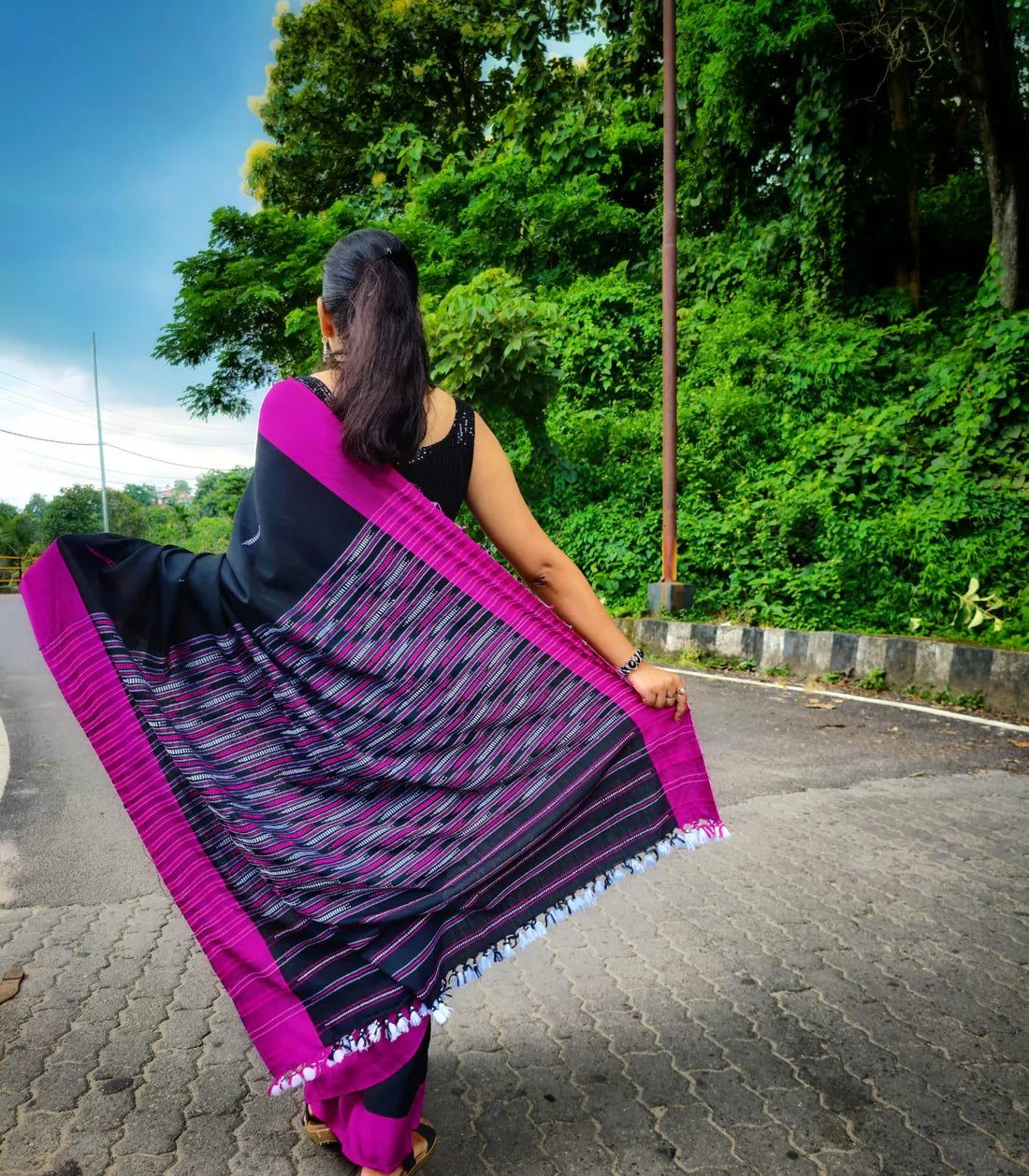 Prit Dark Blue Cotton Handloom saree