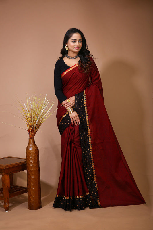 Dori Red Cotton Self Design Saree